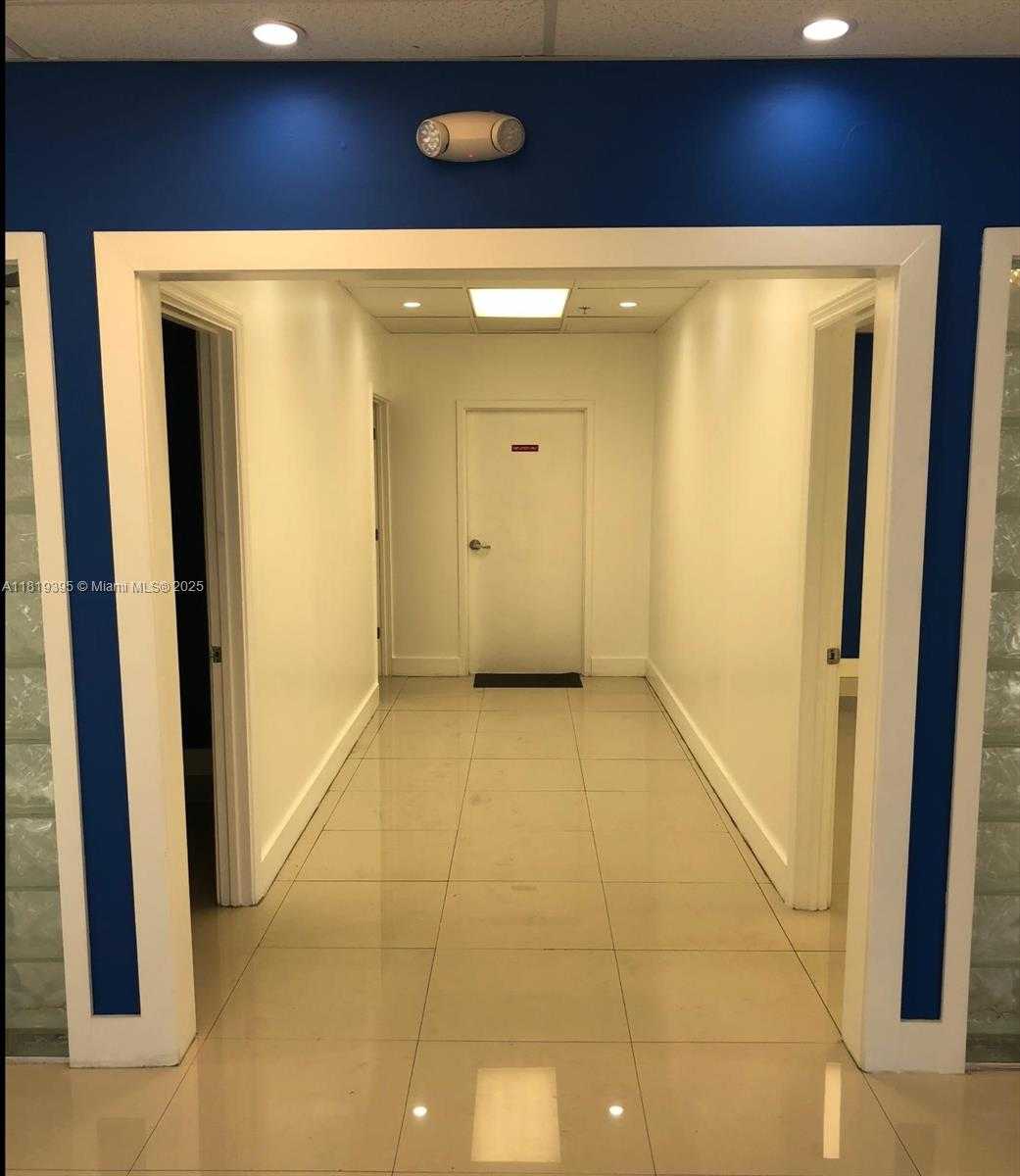 Small Image of 2020 NORTH WEST 129TH AVE #205, Sweetwater Number 3