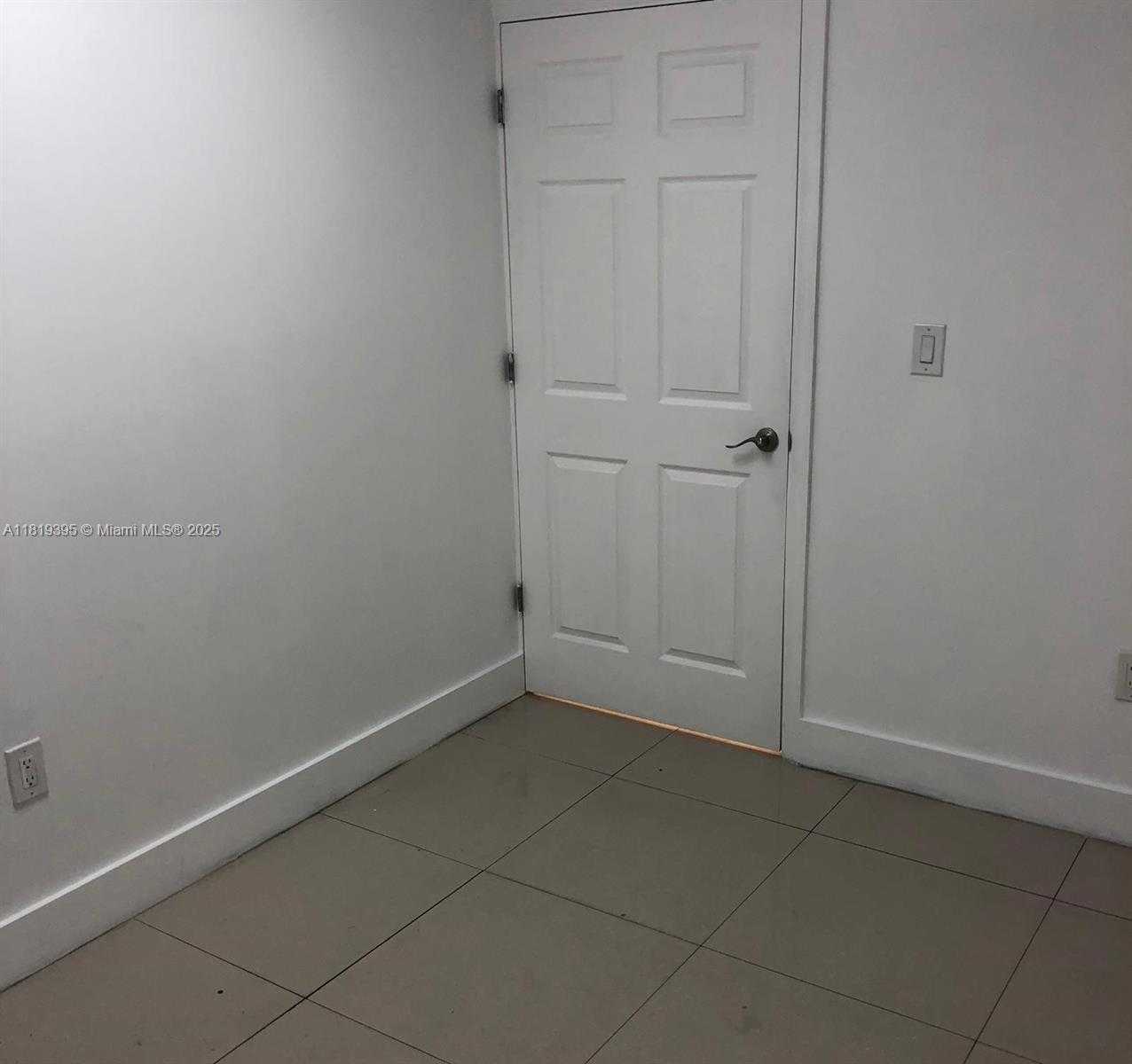 Small Image of 2020 NORTH WEST 129TH AVE #205, Sweetwater Number 8