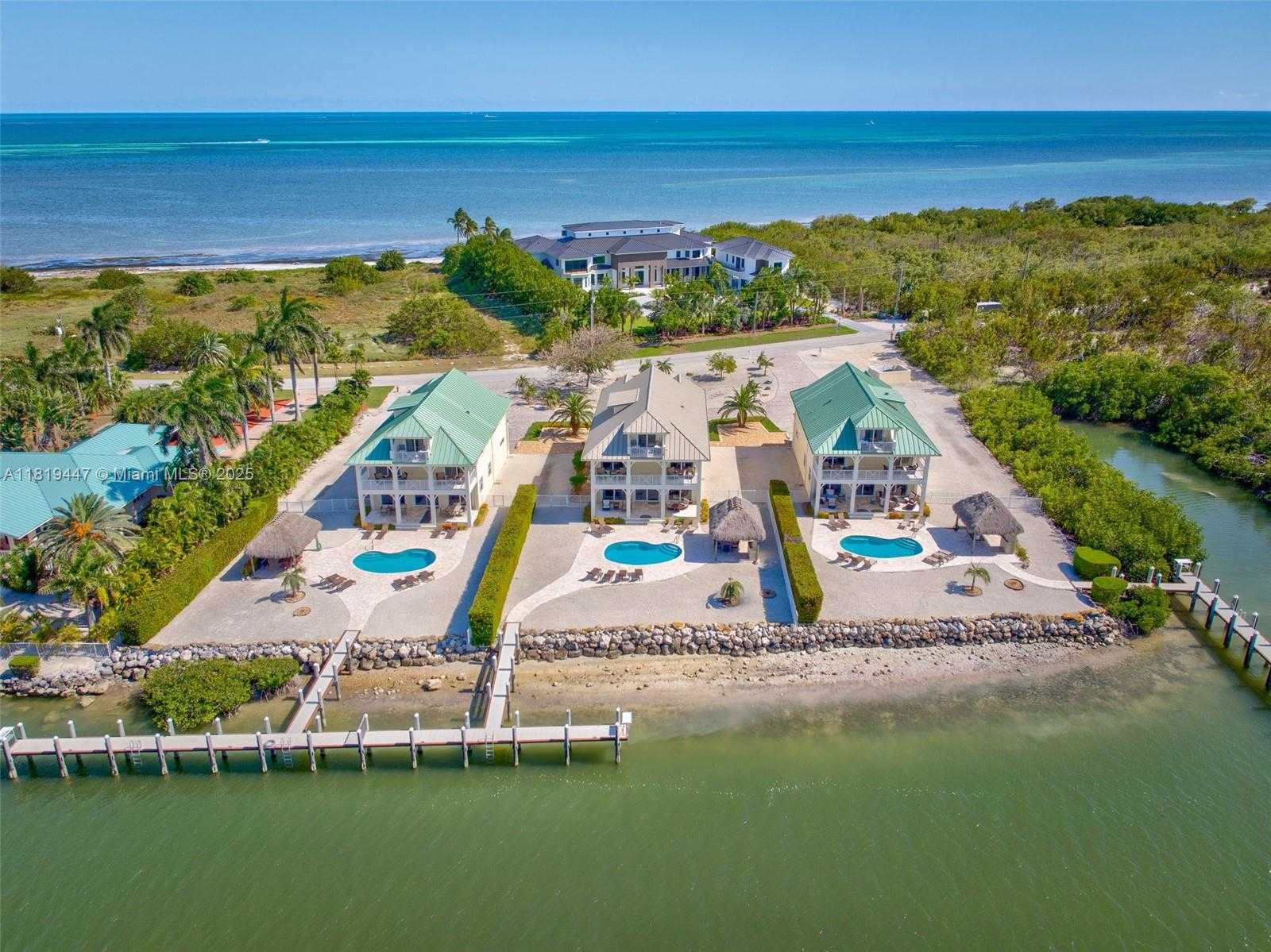 Small Image of 2394 COCO PLUM DRIVE, Marathon Number 2