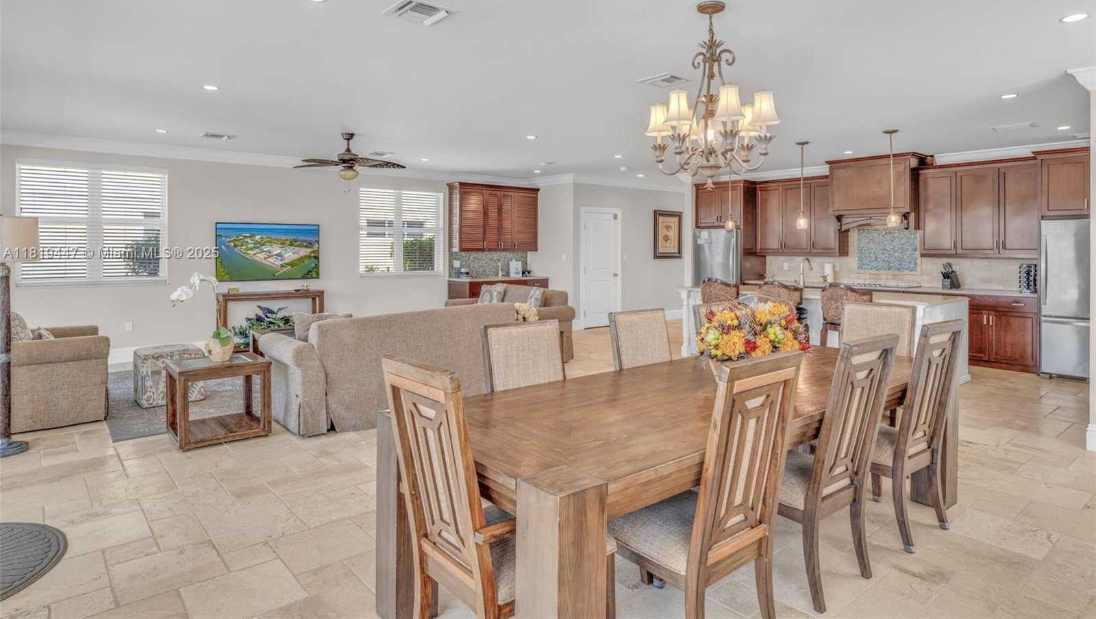 Small Image of 2394 COCO PLUM DRIVE, Marathon Number 22