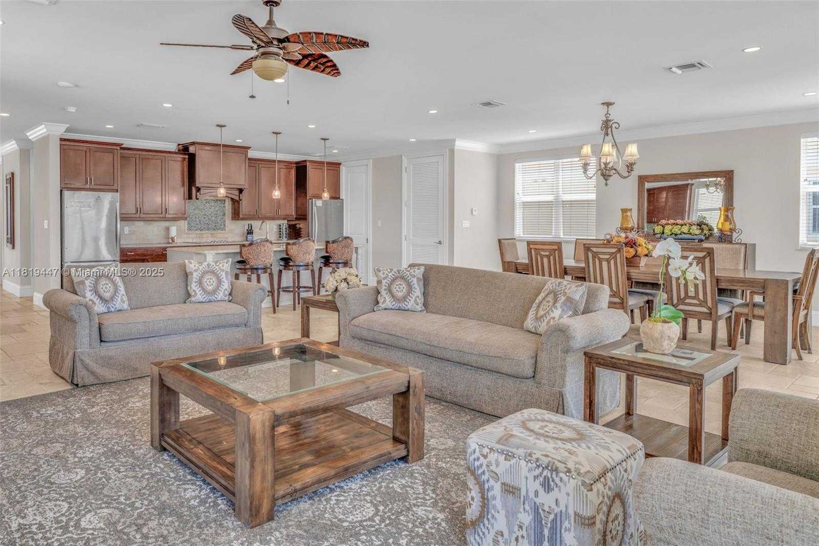 Small Image of 2394 COCO PLUM DRIVE, Marathon Number 23