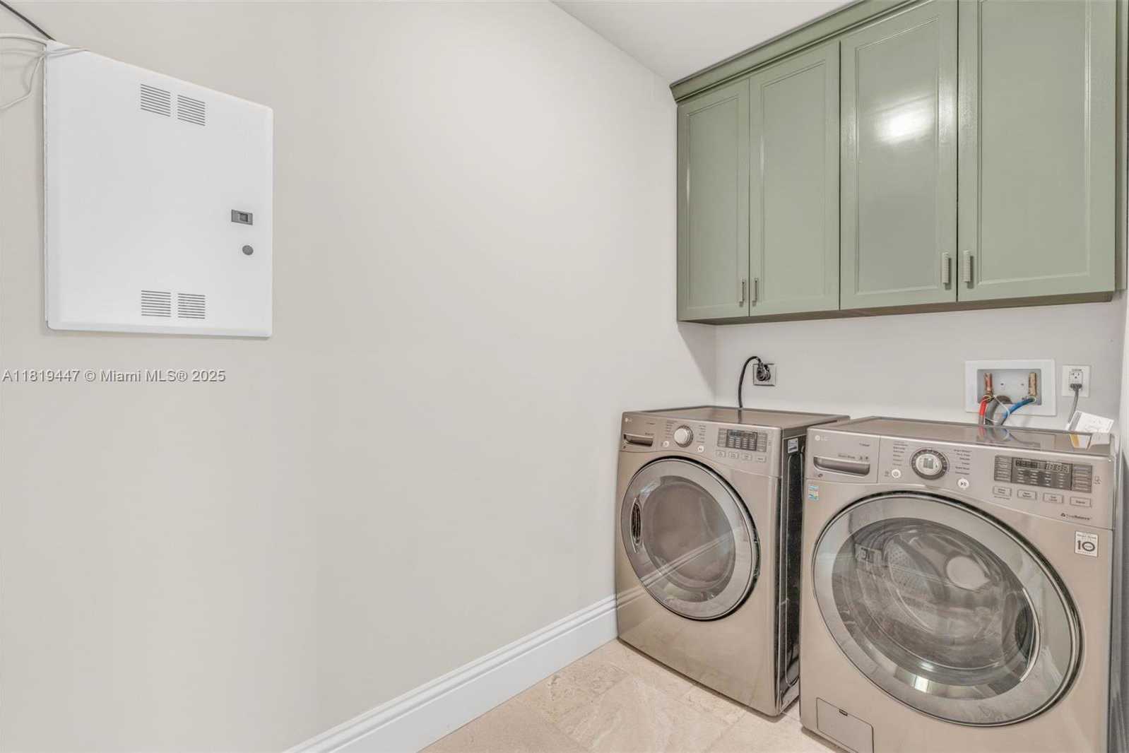 Small Image of 2394 COCO PLUM DRIVE, Marathon Number 29