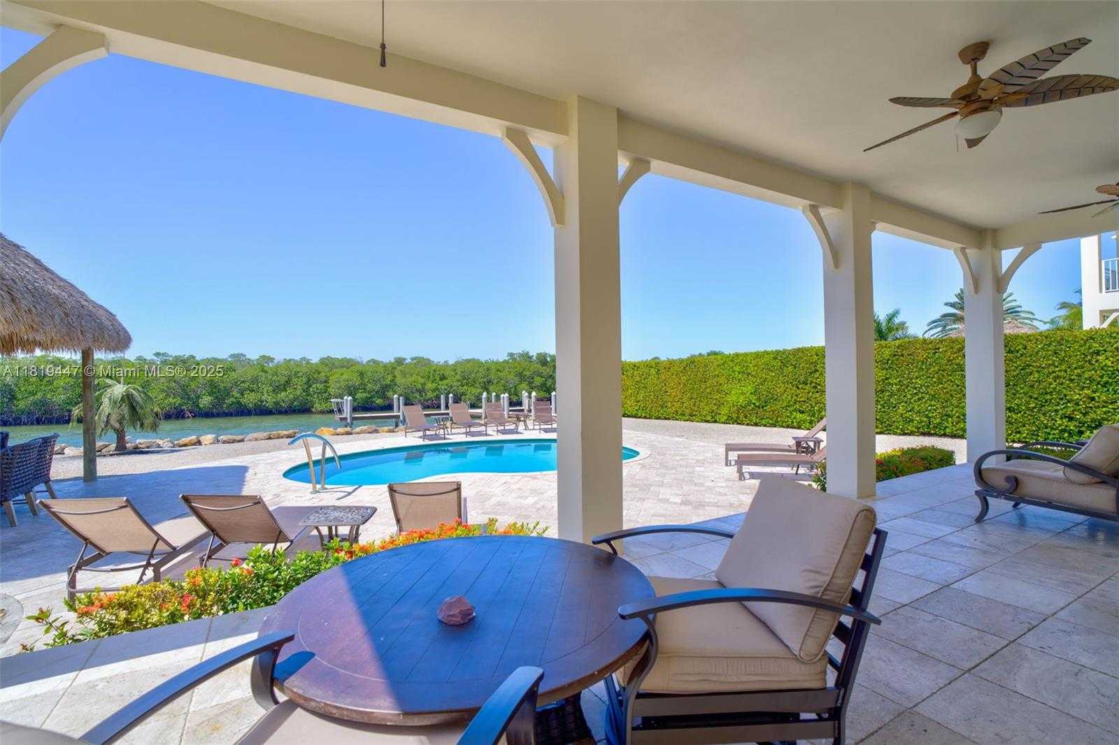 Small Image of 2394 COCO PLUM DRIVE, Marathon Number 3