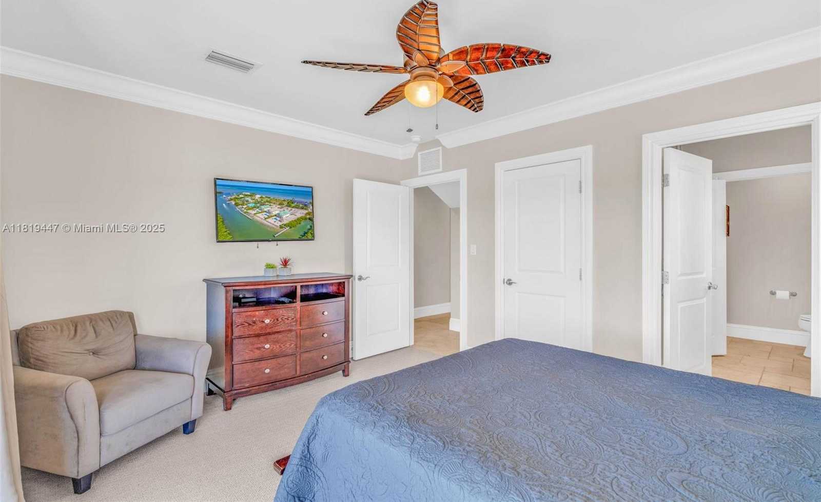 Small Image of 2394 COCO PLUM DRIVE, Marathon Number 31