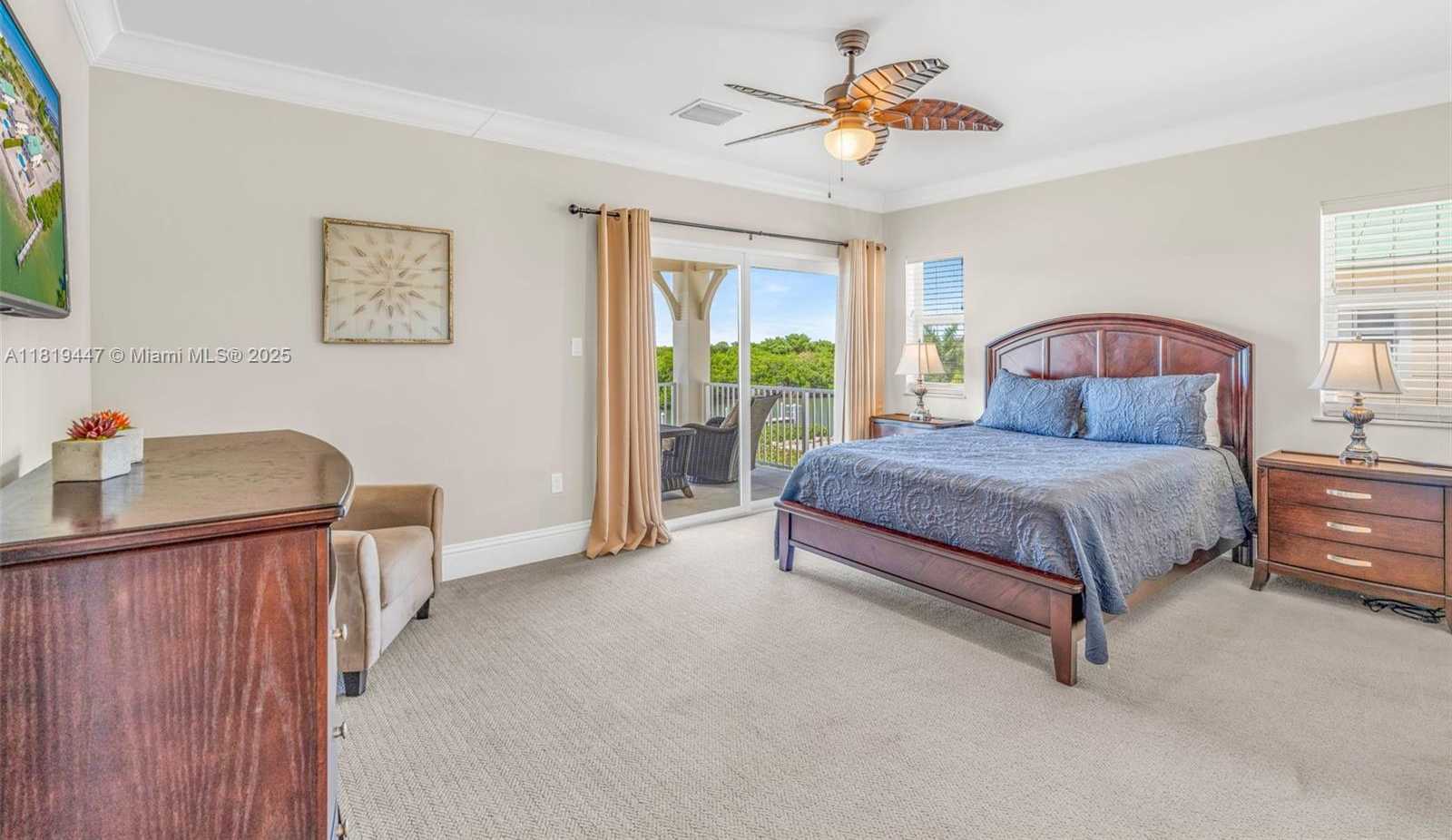 Small Image of 2394 COCO PLUM DRIVE, Marathon Number 34