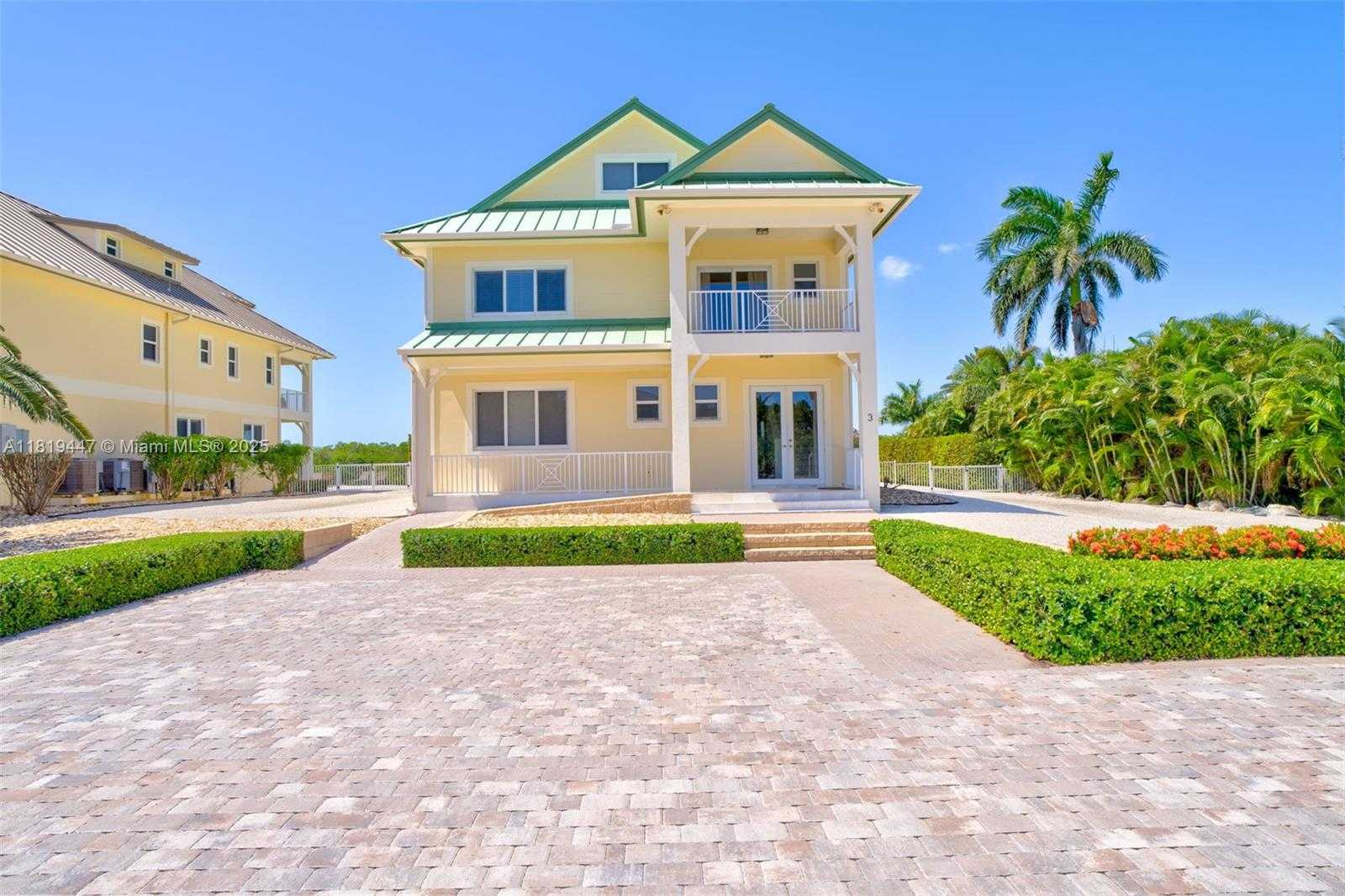 Small Image of 2394 COCO PLUM DRIVE, Marathon Number 49