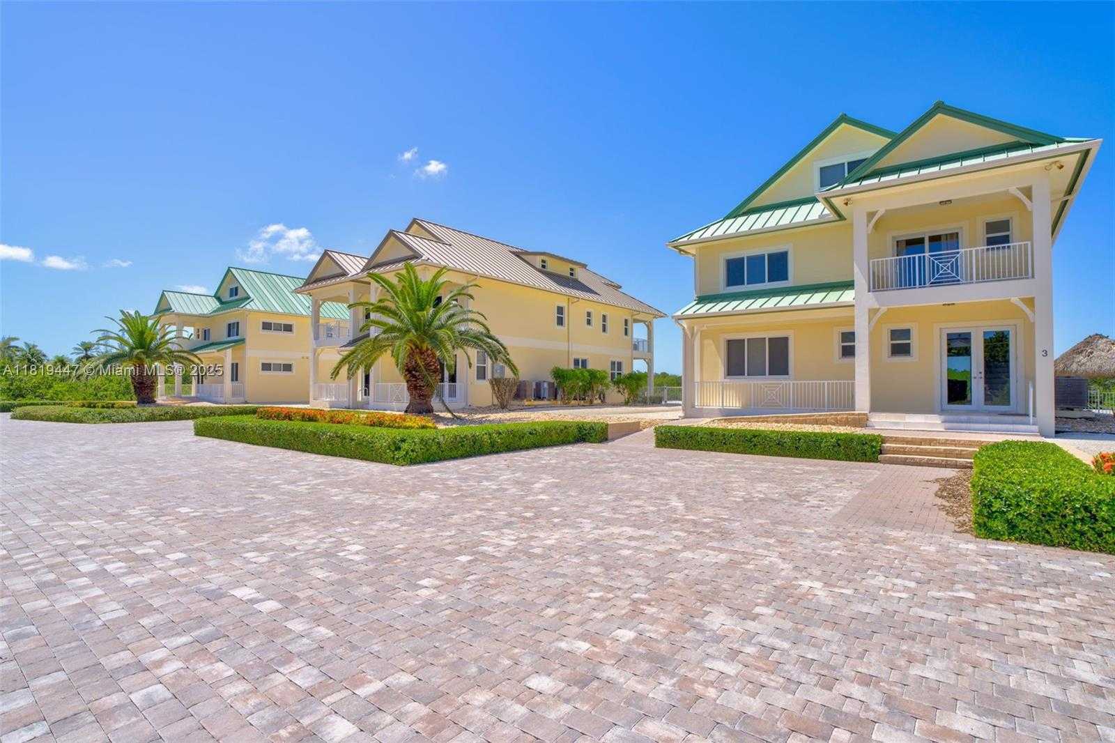 Small Image of 2394 COCO PLUM DRIVE, Marathon Number 50