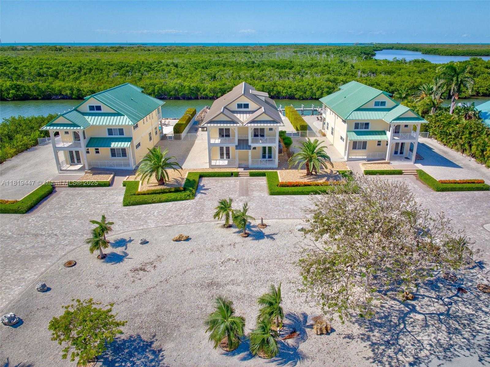 Small Image of 2394 COCO PLUM DRIVE, Marathon Number 61