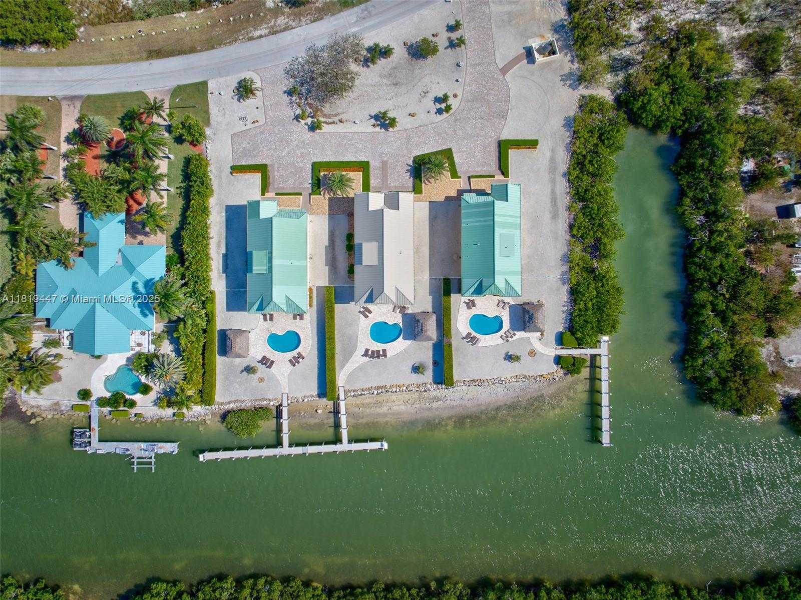 Small Image of 2394 COCO PLUM DRIVE, Marathon Number 65