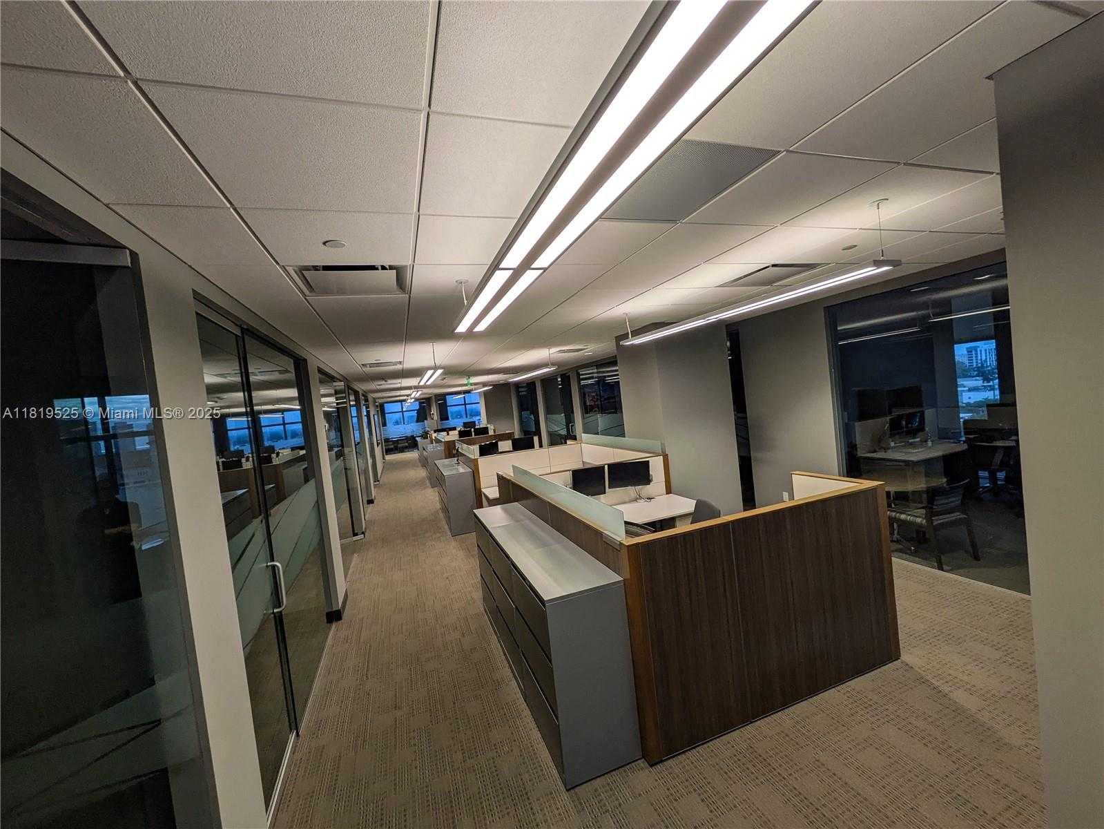 Small Image of 2980 NORTH EAST 207TH ST #501, Aventura Number 12