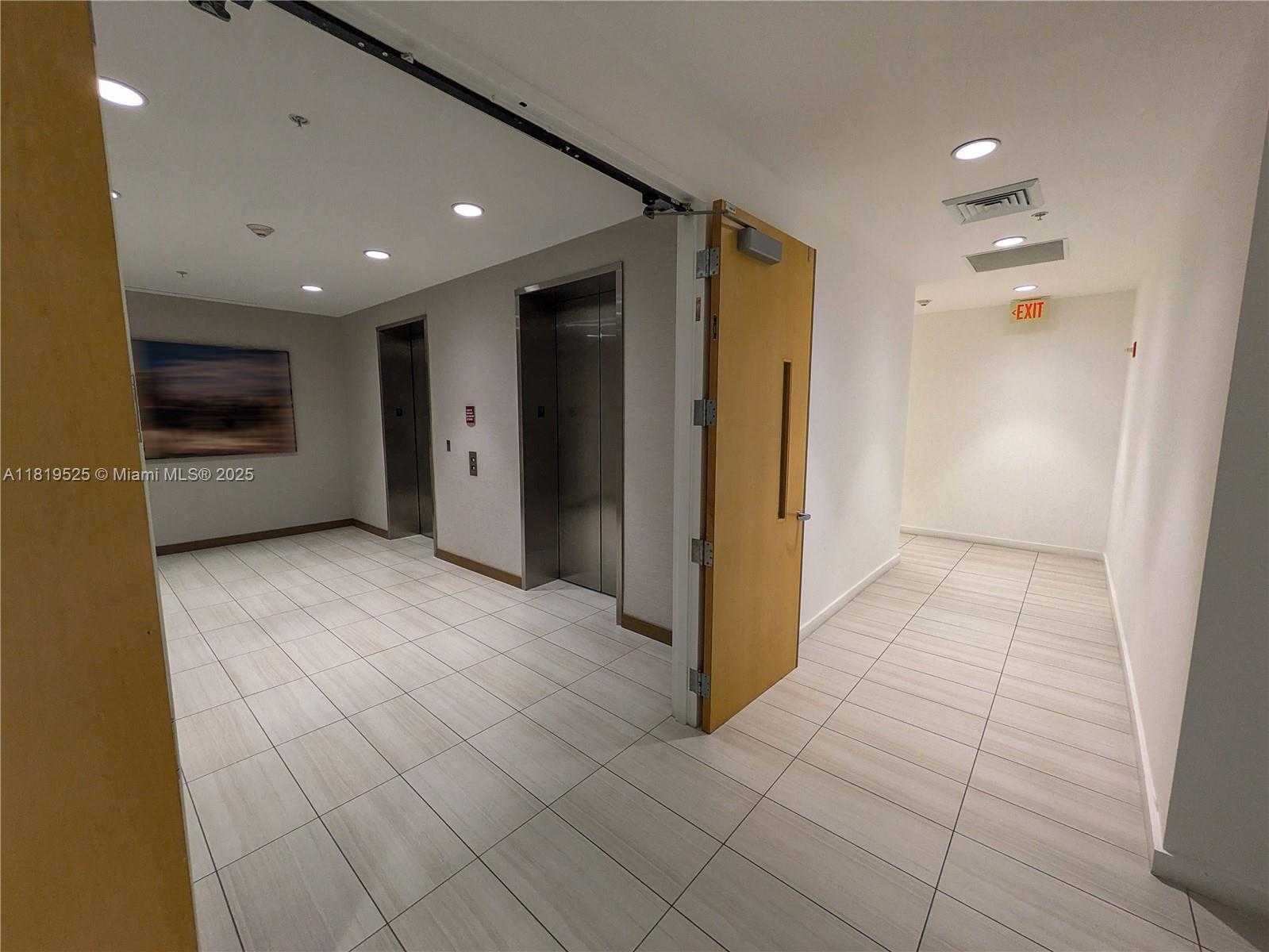 Small Image of 2980 NORTH EAST 207TH ST #501, Aventura Number 8