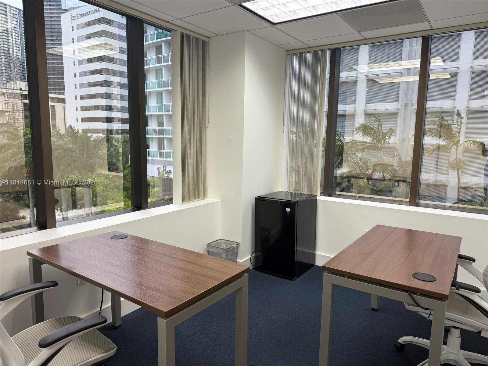 Small Image of 999 BRICKELL AVENUE #410, Miami Number 5