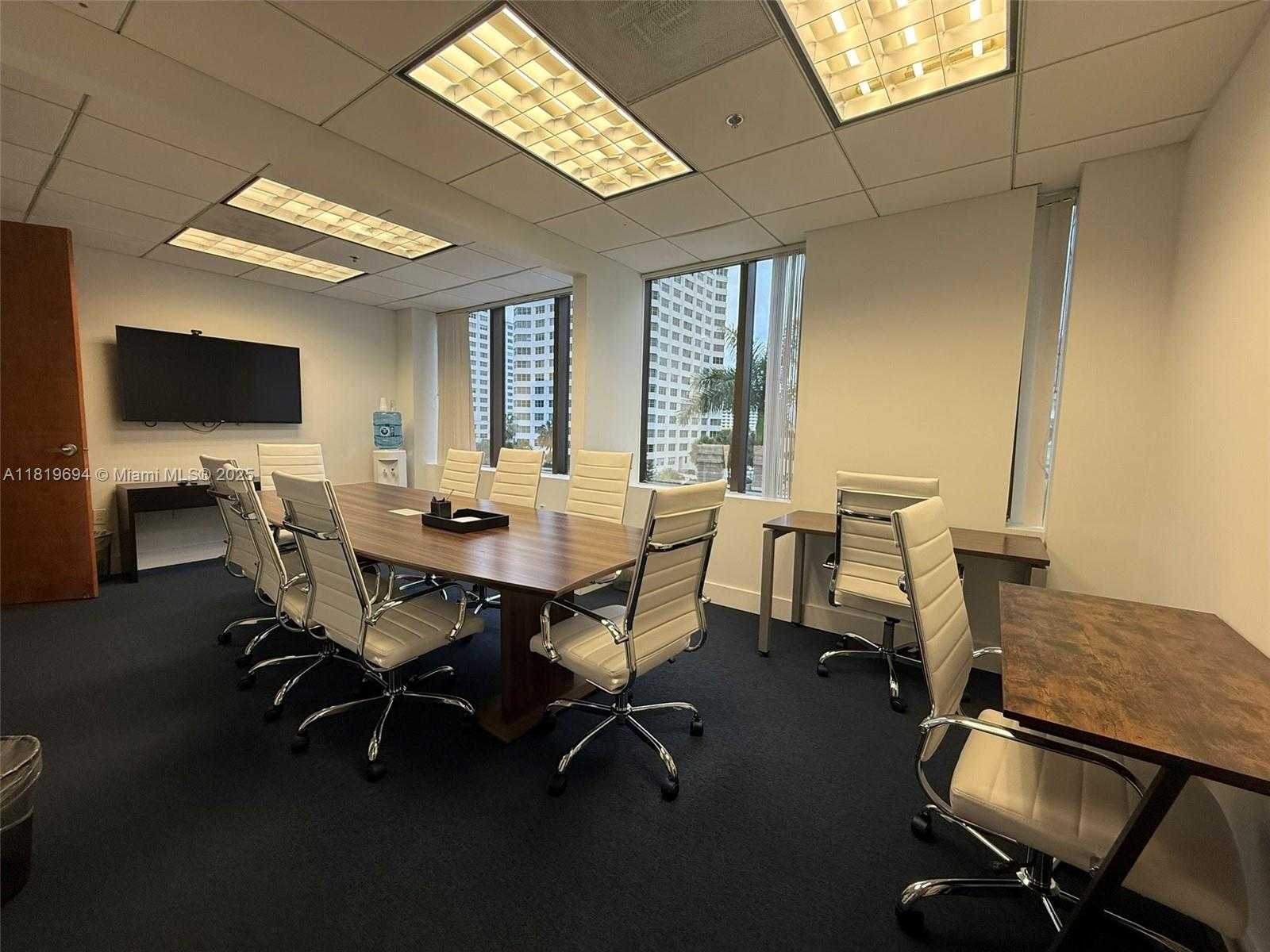 Small Image of 999 BRICKELL AVENUE #410, Miami Number 11