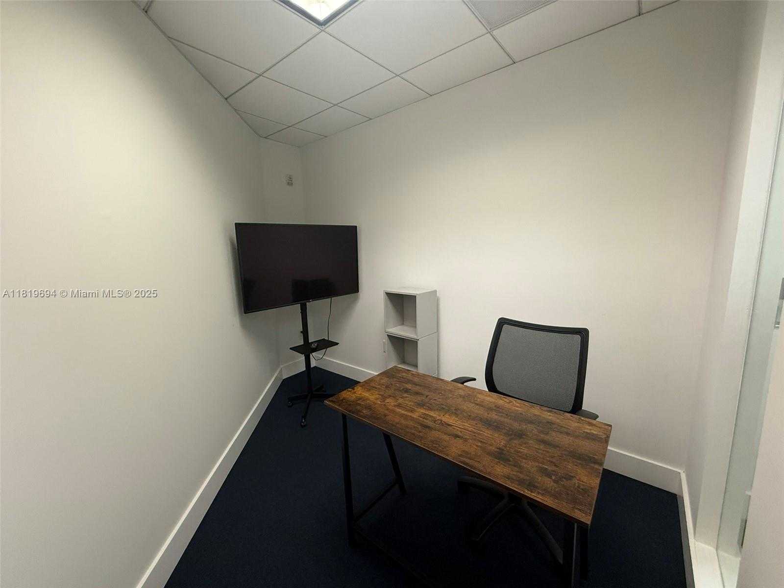 Small Image of 999 BRICKELL AVENUE #410, Miami Number 8