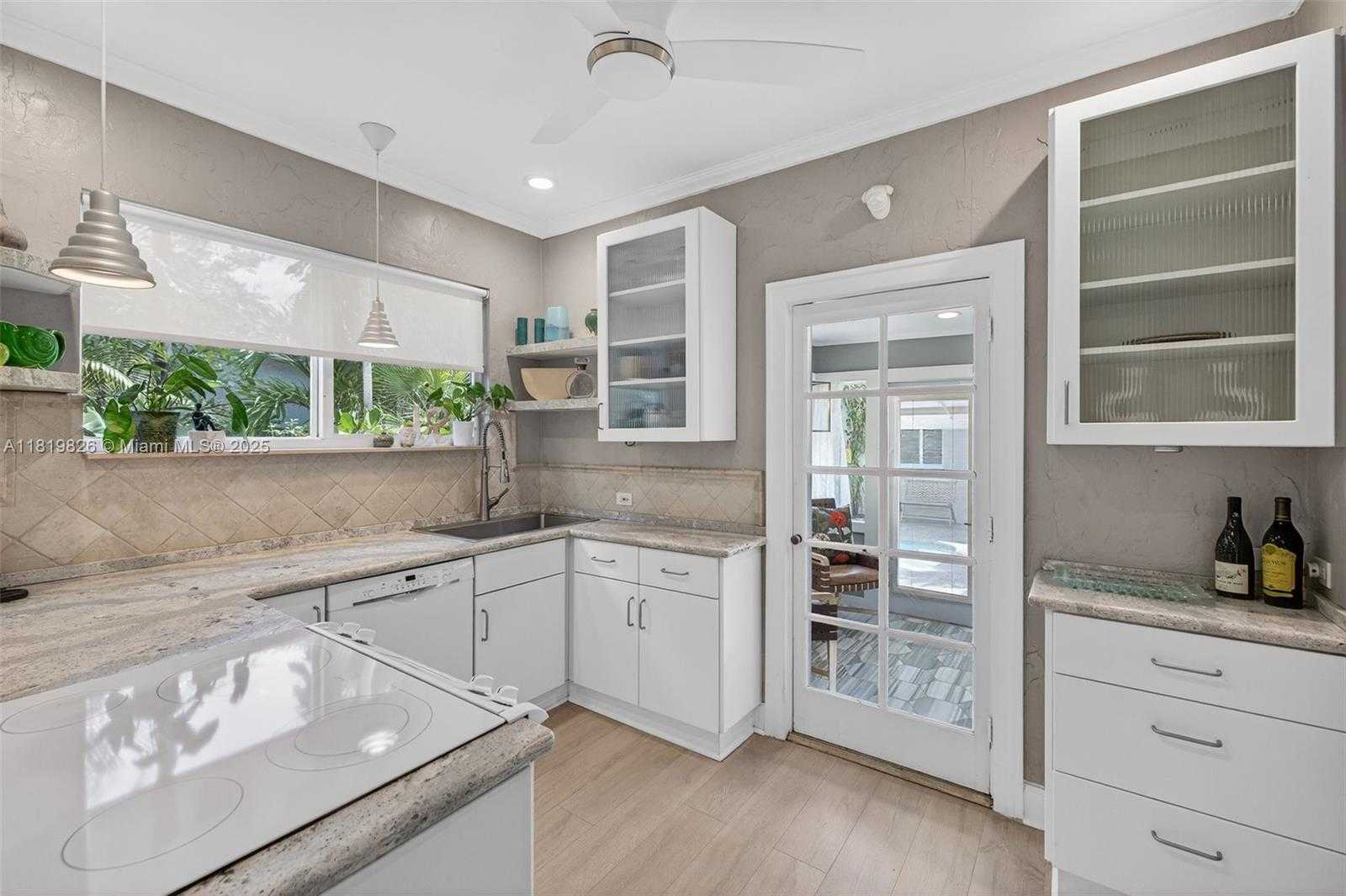 Small Image of 1314 SOUTH EAST 1ST AVE, Fort Lauderdale Number 15