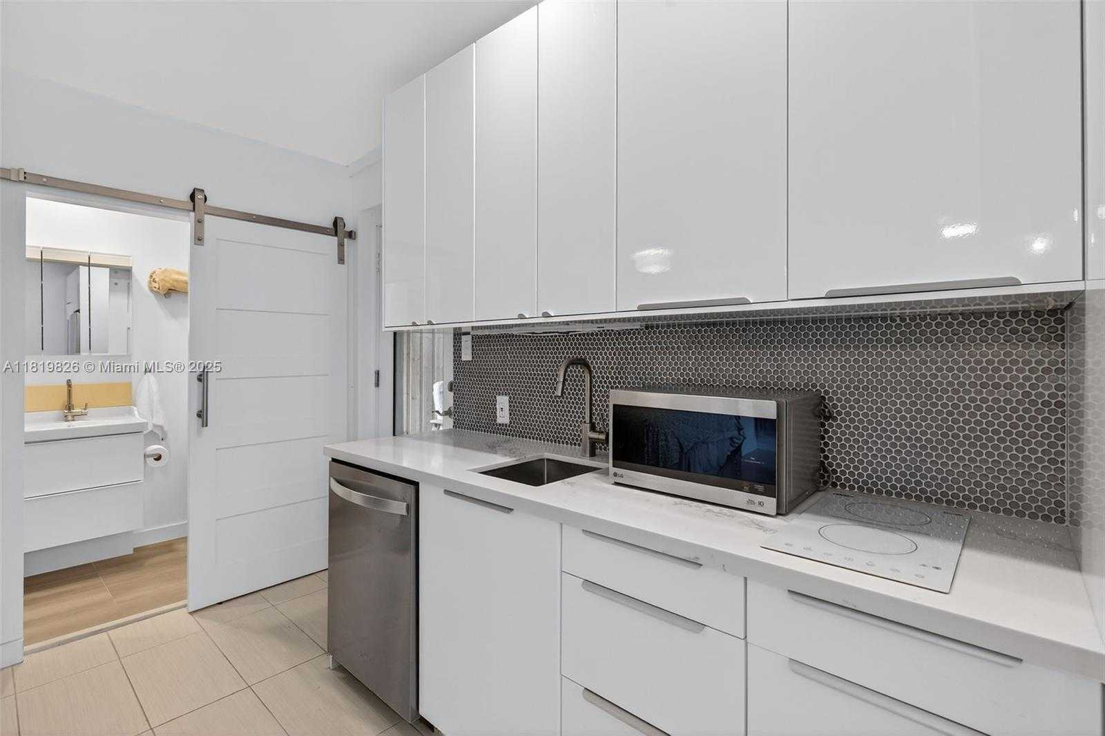 Small Image of 1314 SOUTH EAST 1ST AVE, Fort Lauderdale Number 54