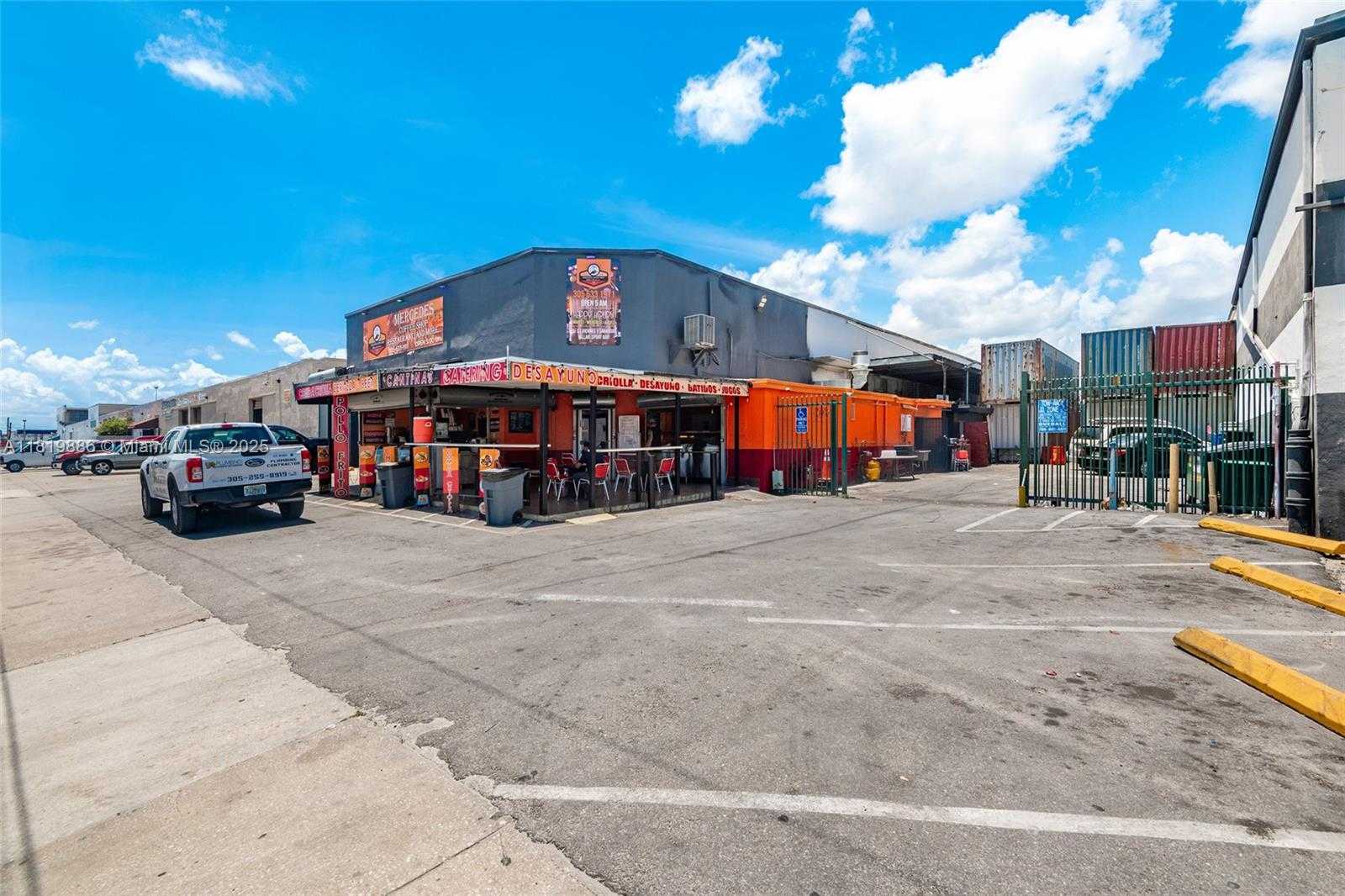 Small Image of 3595 NORTH WEST 54TH ST, Hialeah Number 3