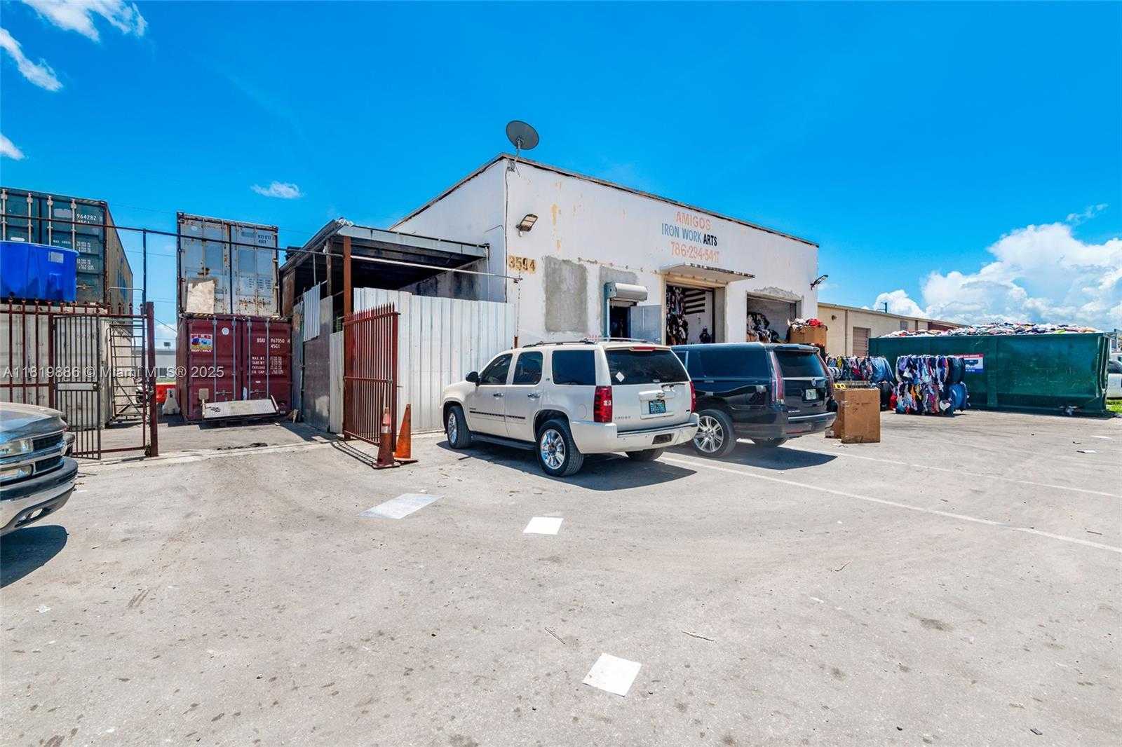 Small Image of 3595 NORTH WEST 54TH ST, Hialeah Number 5