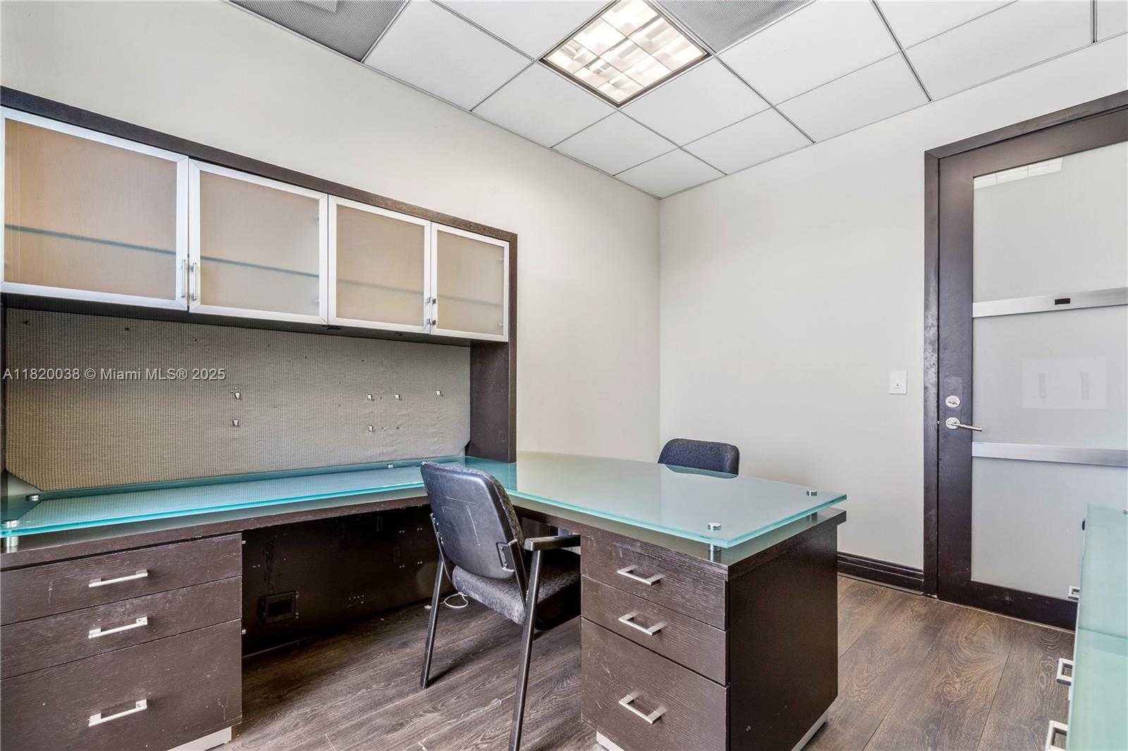 Small Image of 3850 BIRD RD #1001, Miami Number 2