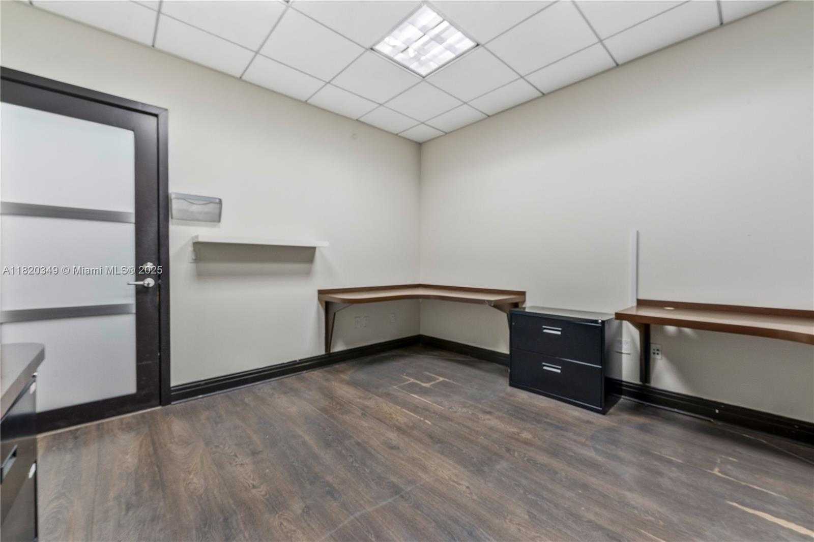 Small Image of 3850 BIRD RD #1003, Miami Number 5