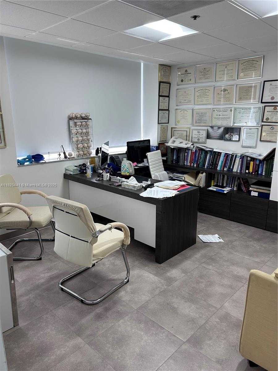 Small Image of 2601 SOUTH WEST 37TH AVE #503, Miami Number 14