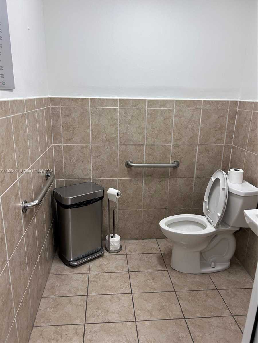 Small Image of 2601 SOUTH WEST 37TH AVE #503, Miami Number 9