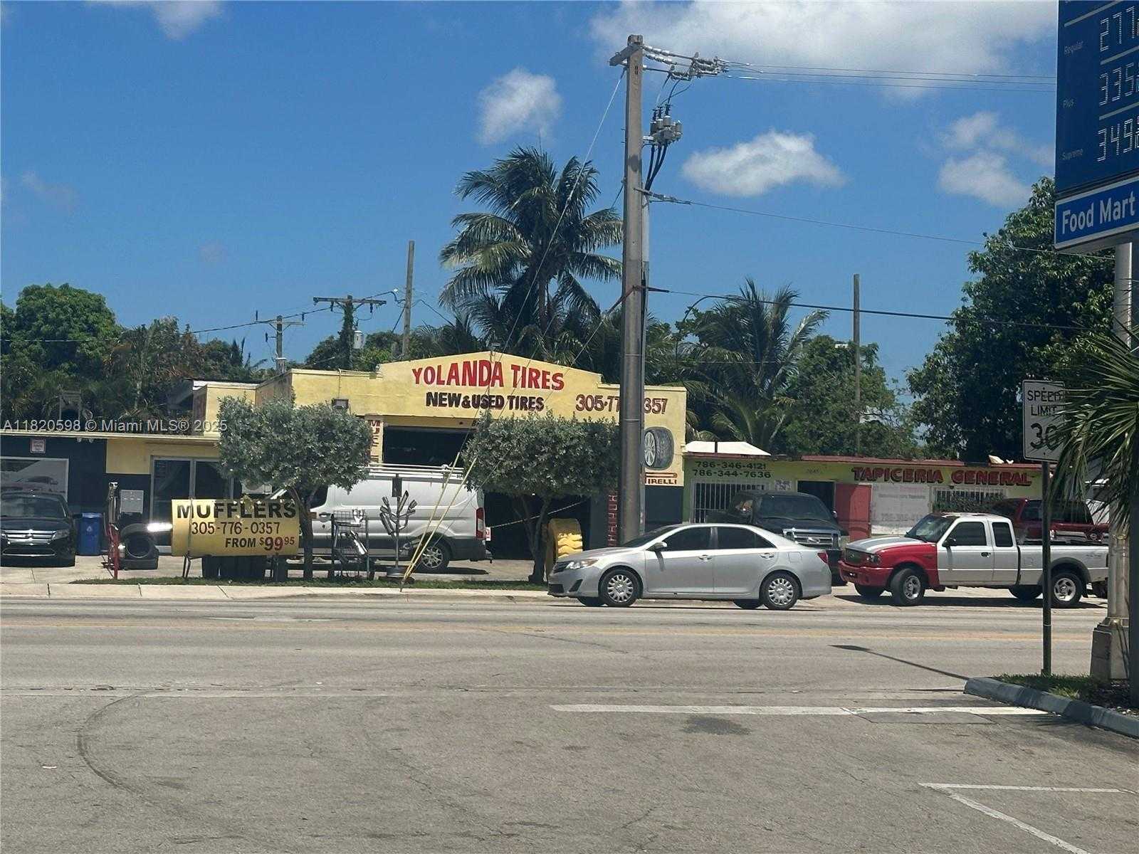 Small Image of 2045 EAST 4TH AVE, Hialeah Number 2