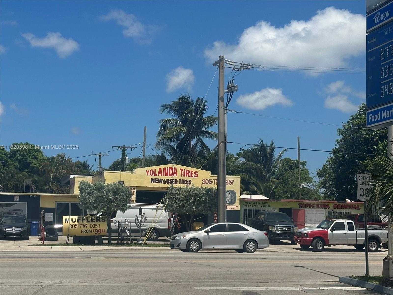 Small Image of 2045 EAST 4TH AVE, Hialeah Number 3
