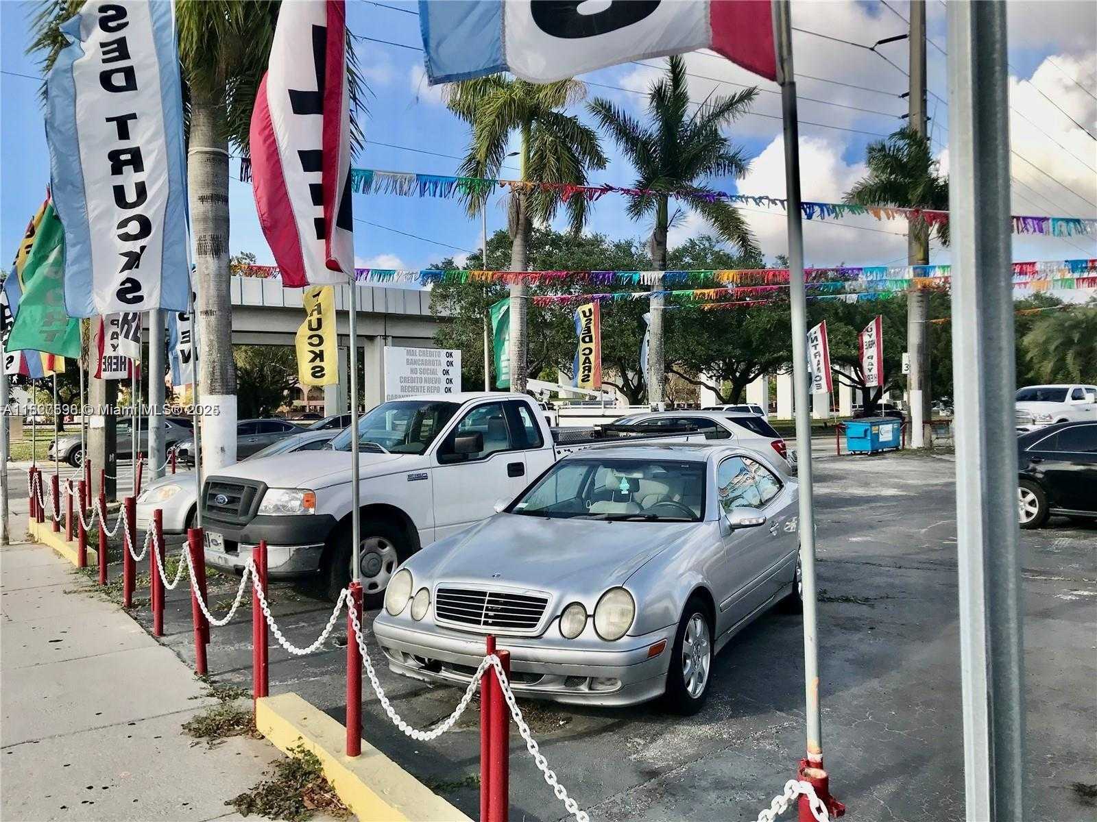 Small Image of 2045 EAST 4TH AVE, Hialeah Number 5