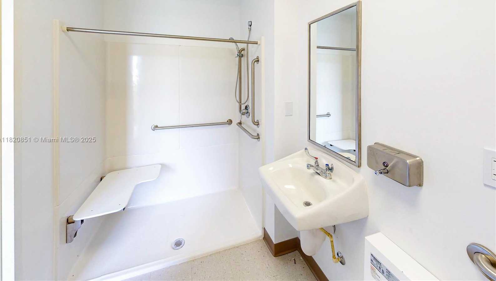 Small Image of 1770 SOUTH EAST 38TH AVE #11, Homestead Number 19