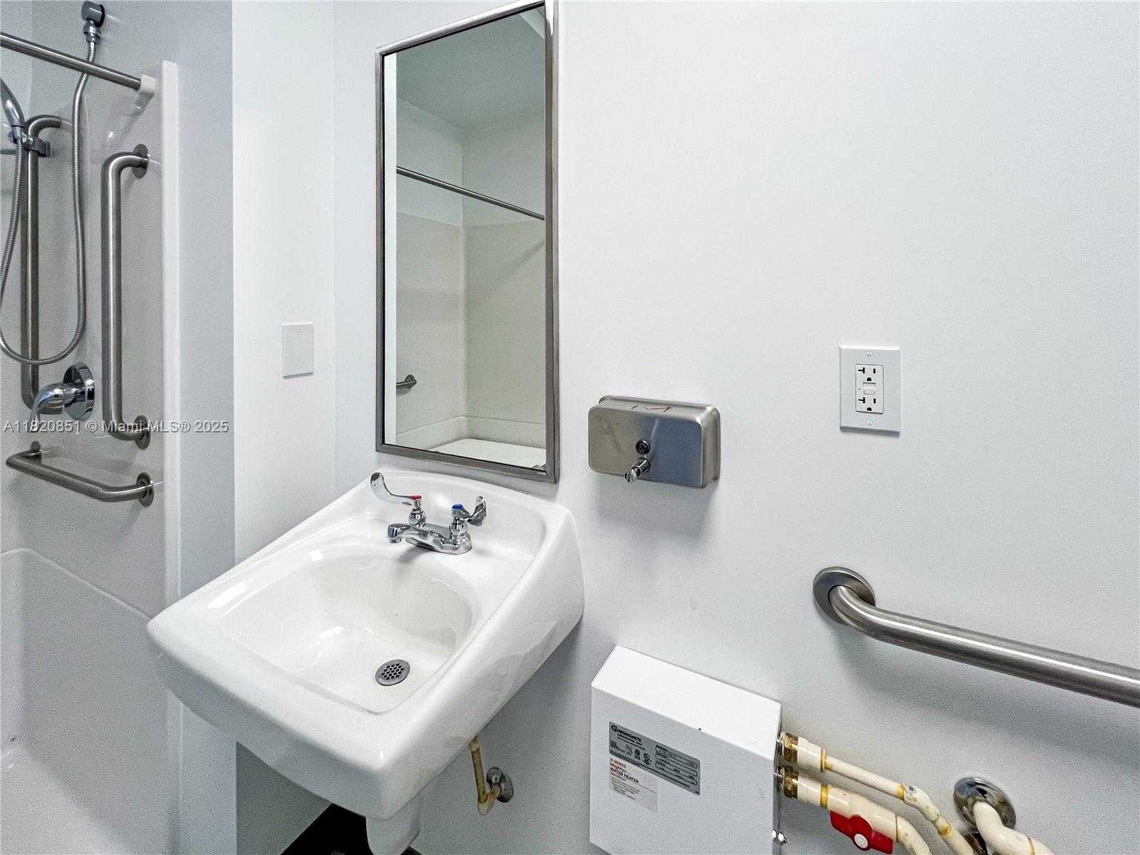 Small Image of 1770 SOUTH EAST 38TH AVE #11, Homestead Number 24