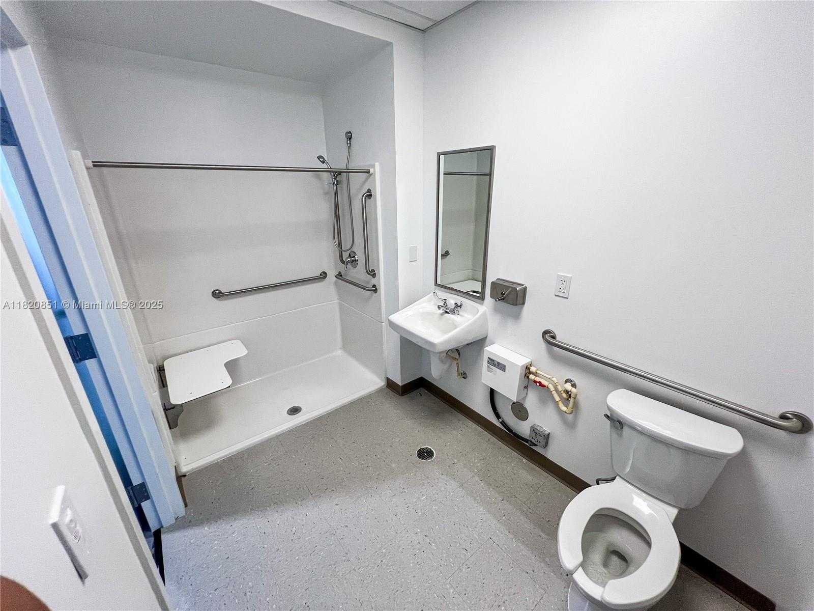 Small Image of 1770 SOUTH EAST 38TH AVE #11, Homestead Number 25