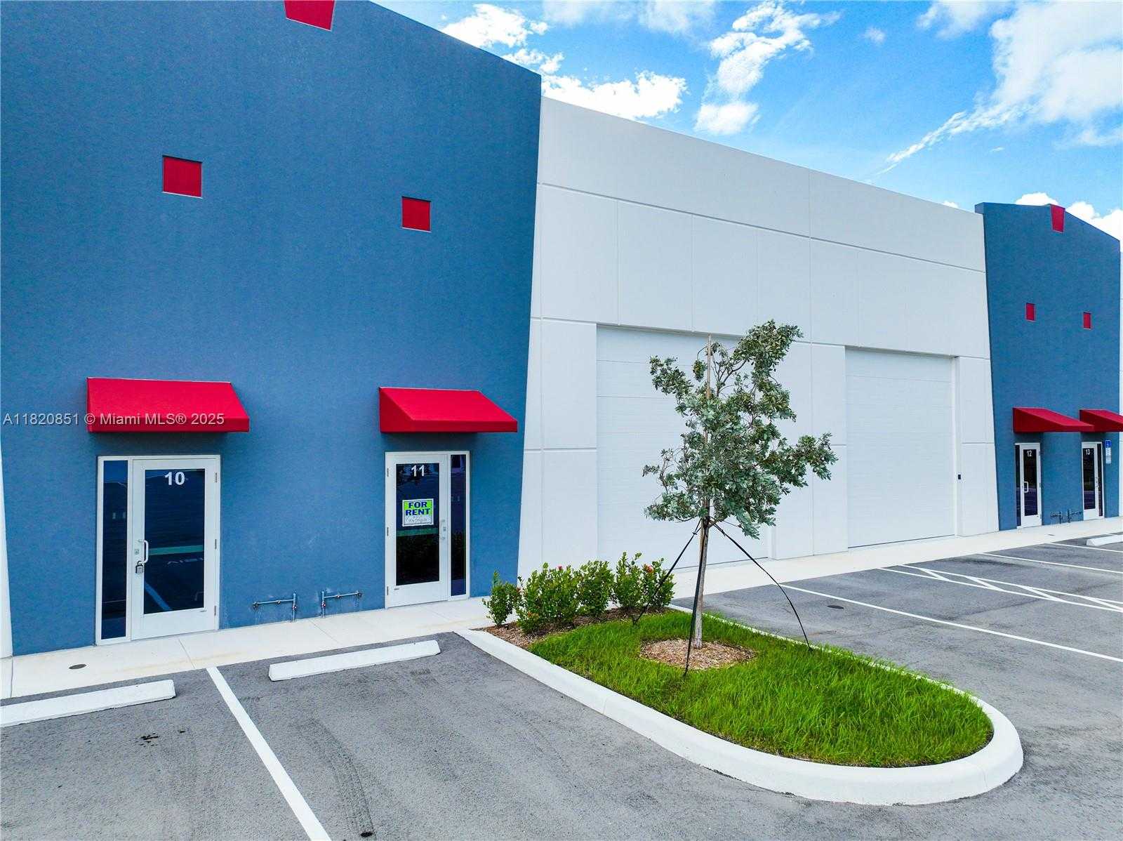 Small Image of 1770 SOUTH EAST 38TH AVE #11, Homestead Number 46