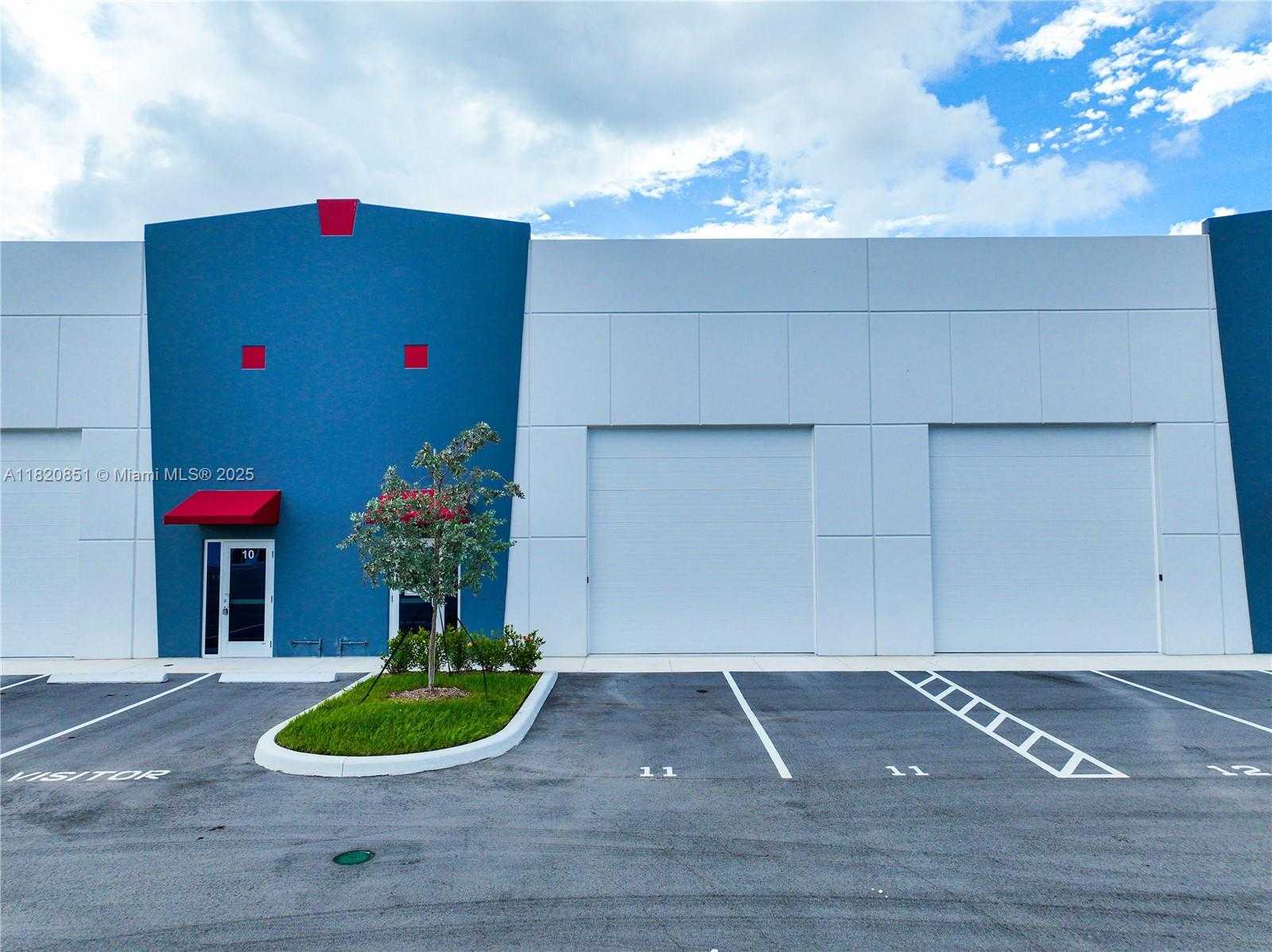 Small Image of 1770 SOUTH EAST 38TH AVE #11, Homestead Number 48