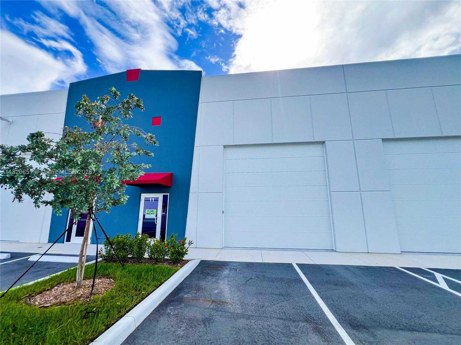 Small Image of 1770 SOUTH EAST 38TH AVE #11, Homestead Number 49