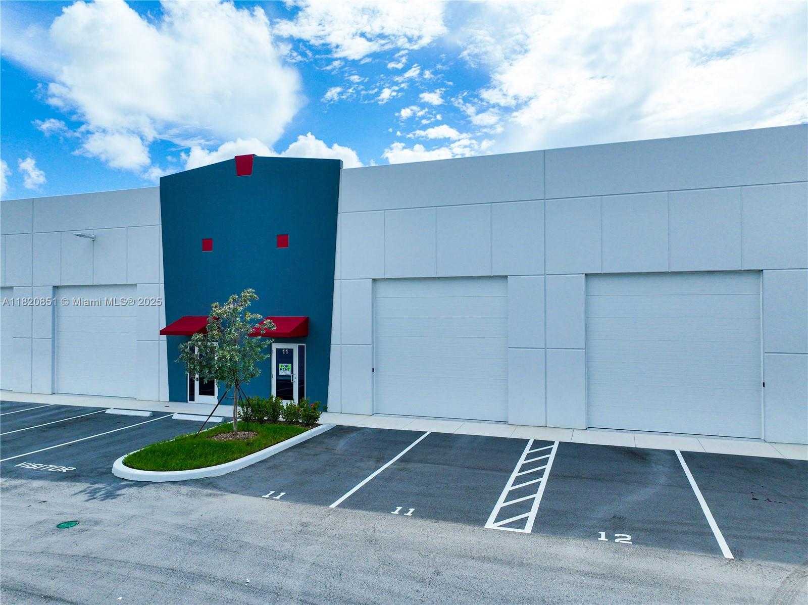 Small Image of 1770 SOUTH EAST 38TH AVE #11, Homestead Number 51