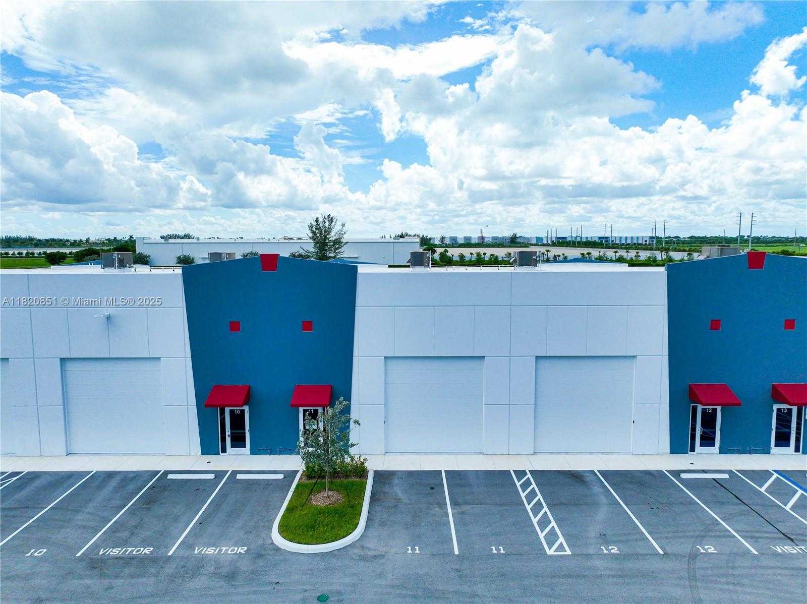 Small Image of 1770 SOUTH EAST 38TH AVE #11, Homestead Number 54