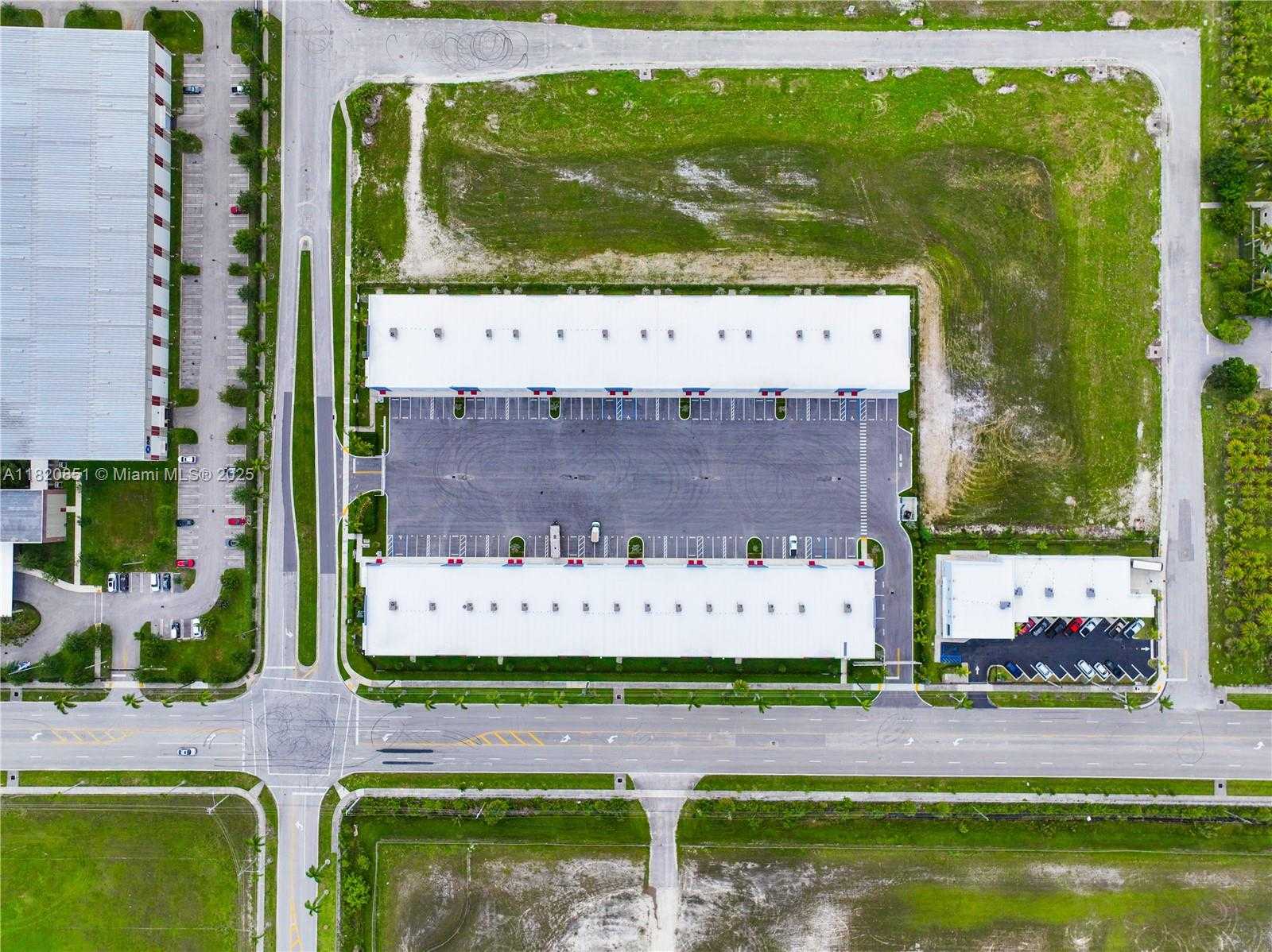 Small Image of 1770 SOUTH EAST 38TH AVE #11, Homestead Number 66