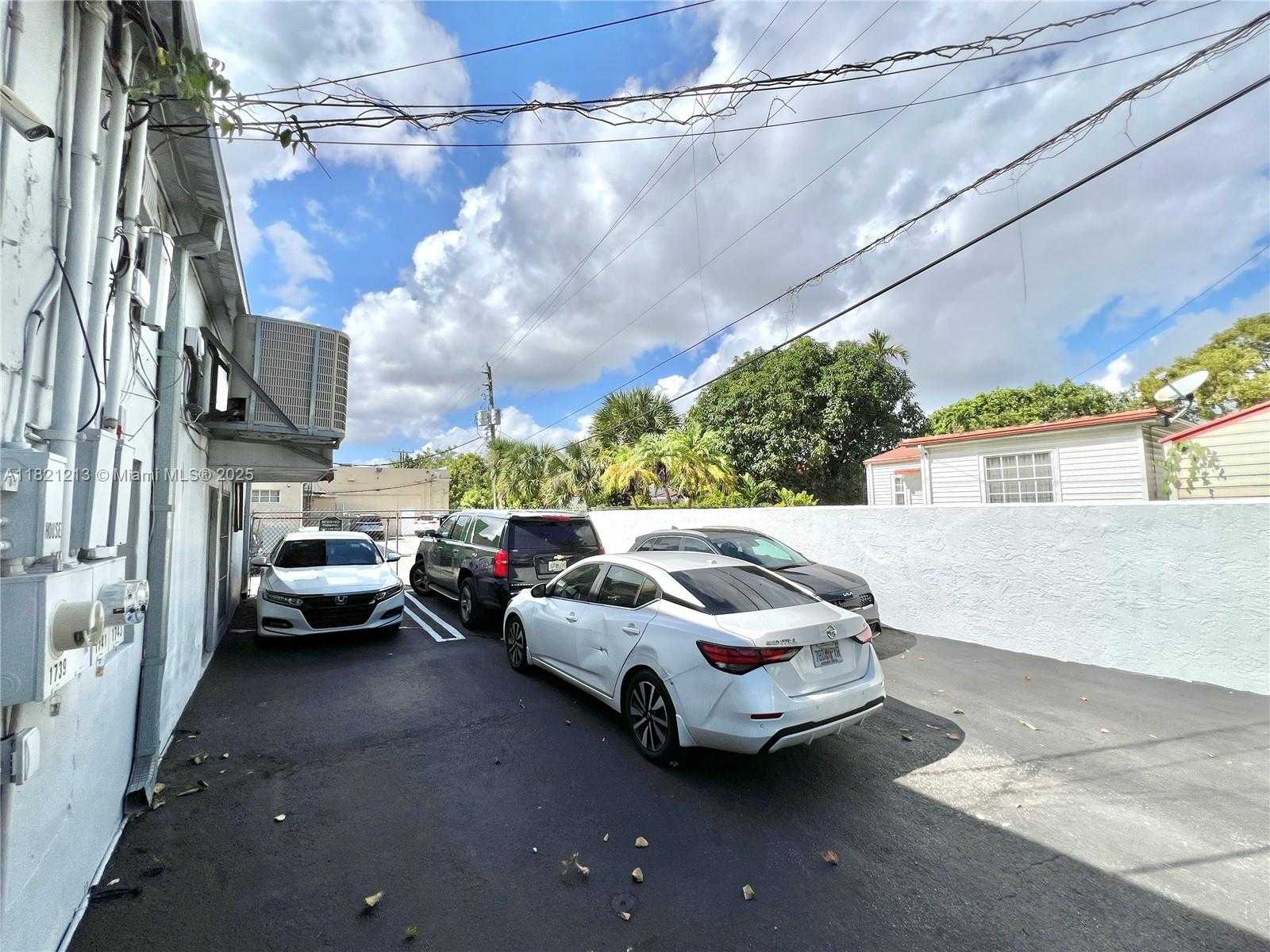 Small Image of 1741 SOUTH WEST 22ND ST, Miami Number 6