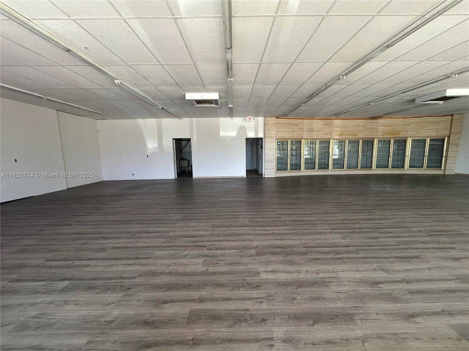Small Image of 201 SOUTH FEDERAL HWY, Pompano Beach Number 4