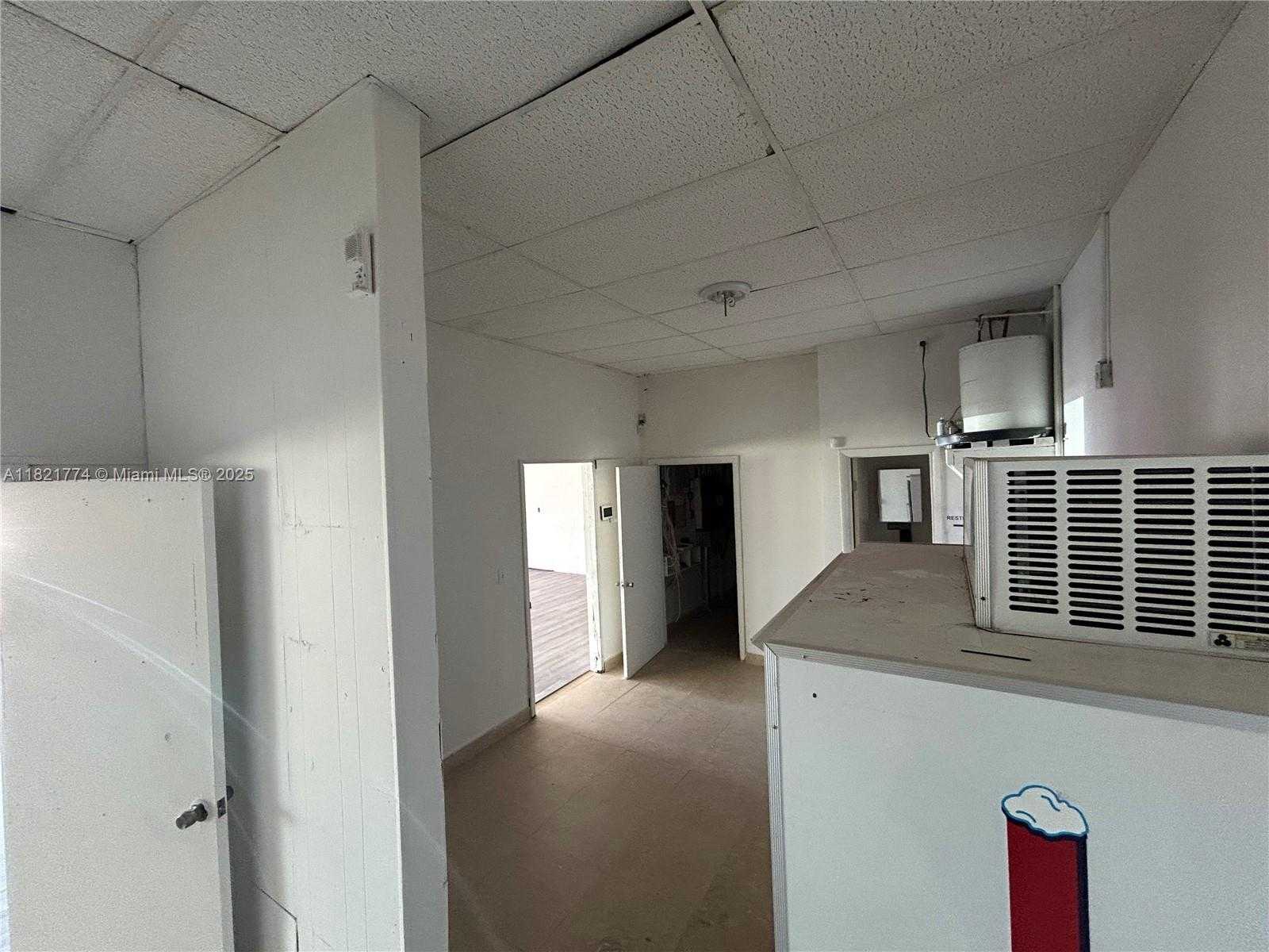 Small Image of 201 SOUTH FEDERAL HWY, Pompano Beach Number 6