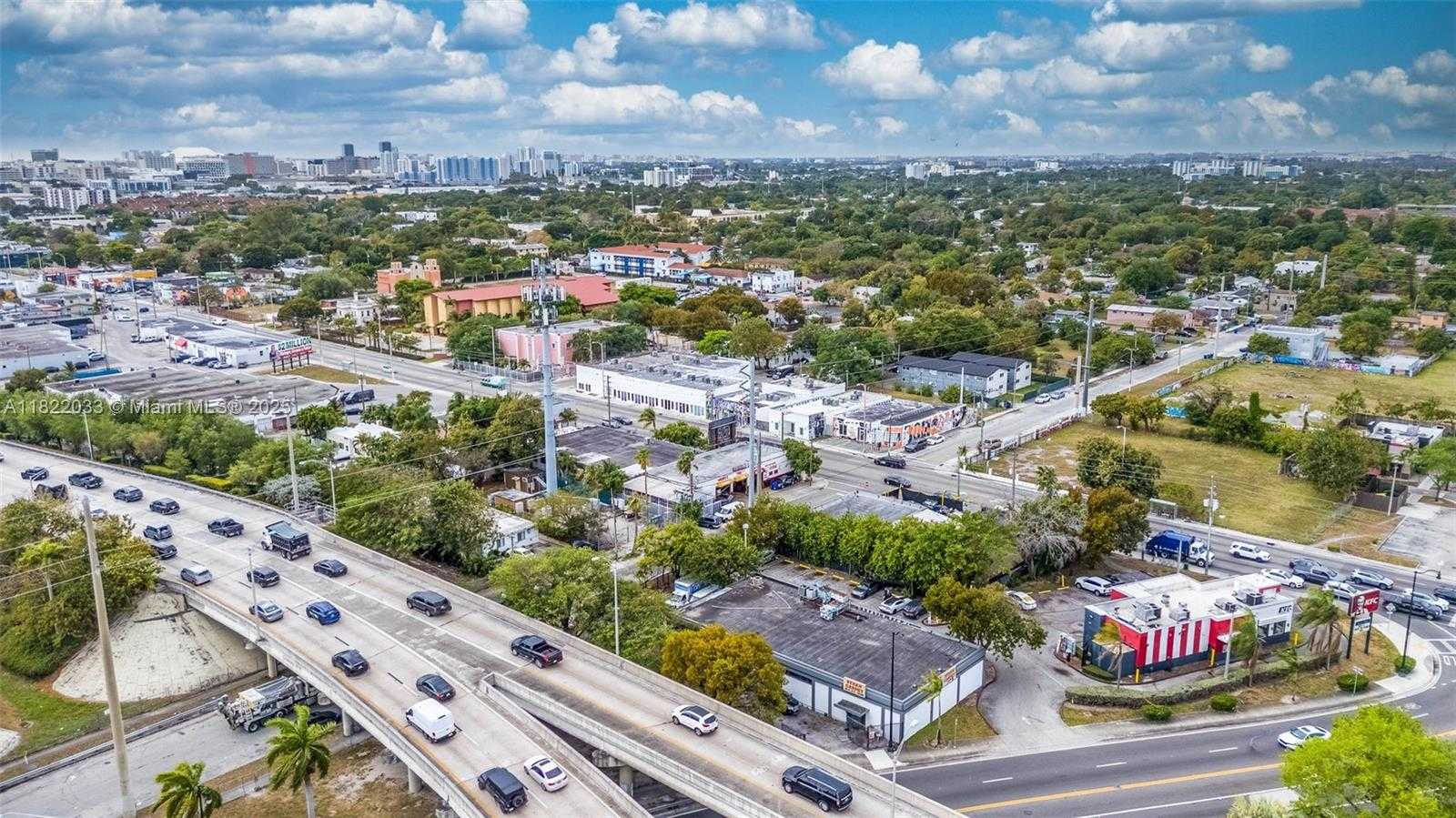Small Image of 666 NORTH WEST 36TH ST, Miami Number 25