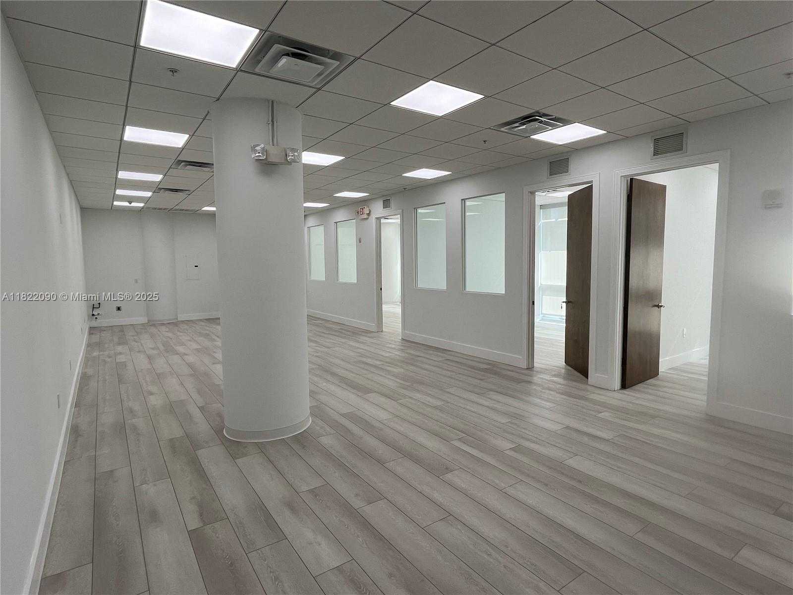 Small Image of 20900 NORTH EAST 30TH AVE #410-411-412, Aventura Number 6
