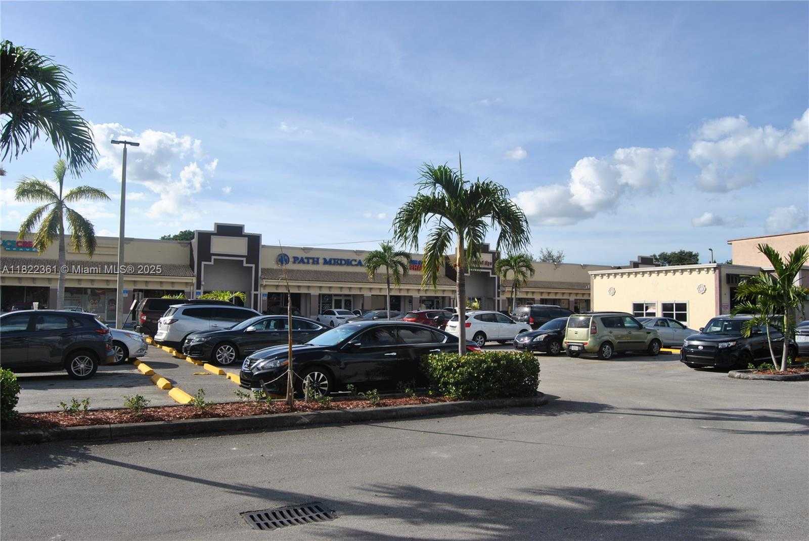 Small Image of 17560 NORTH WEST 27 AV #108, Miami Gardens Number 1
