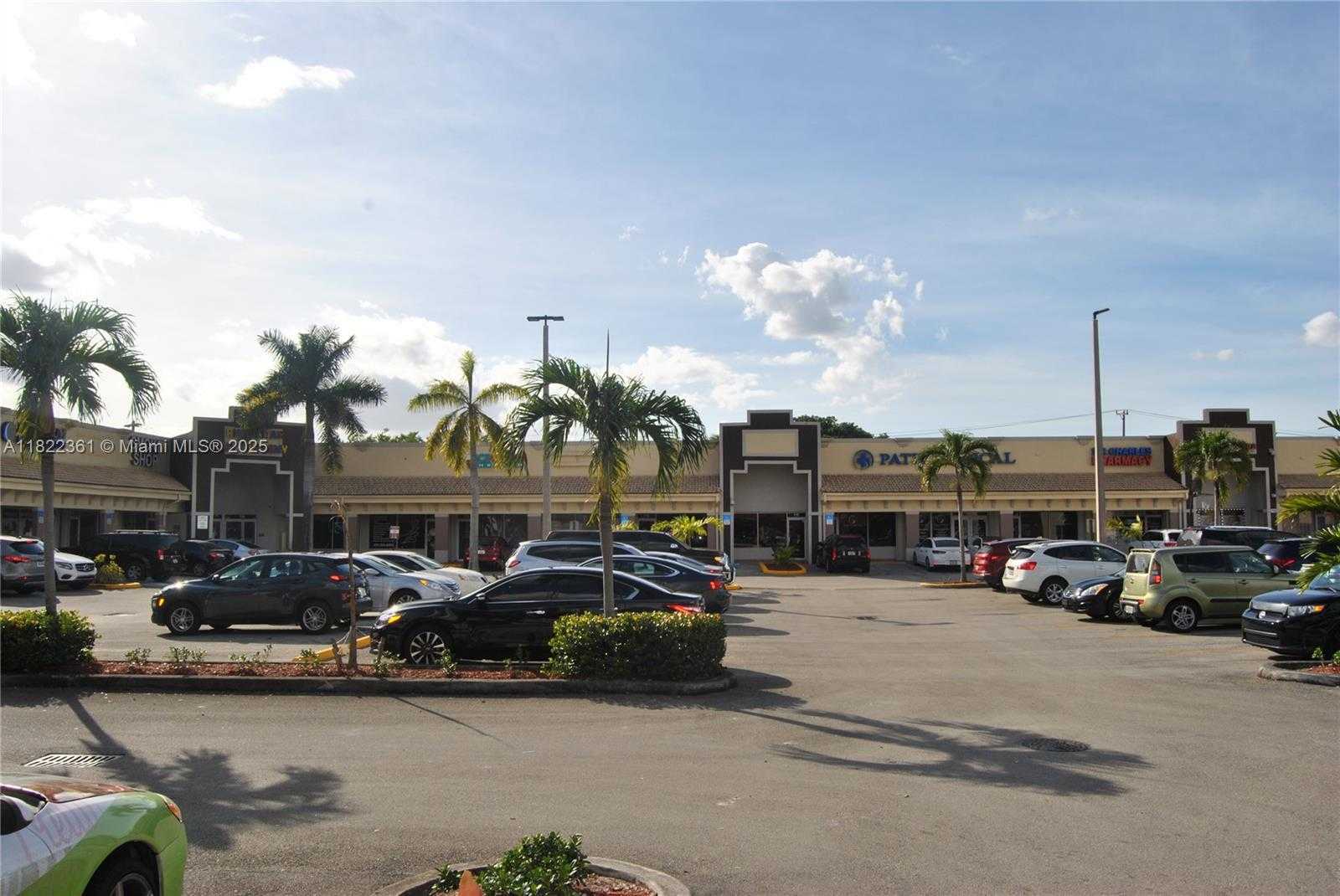 Small Image of 17560 NORTH WEST 27 AV #108, Miami Gardens Number 4