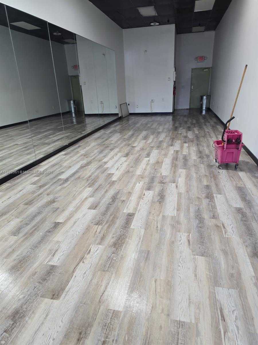 Small Image of 17560 NORTH WEST 27 AV #108, Miami Gardens Number 6