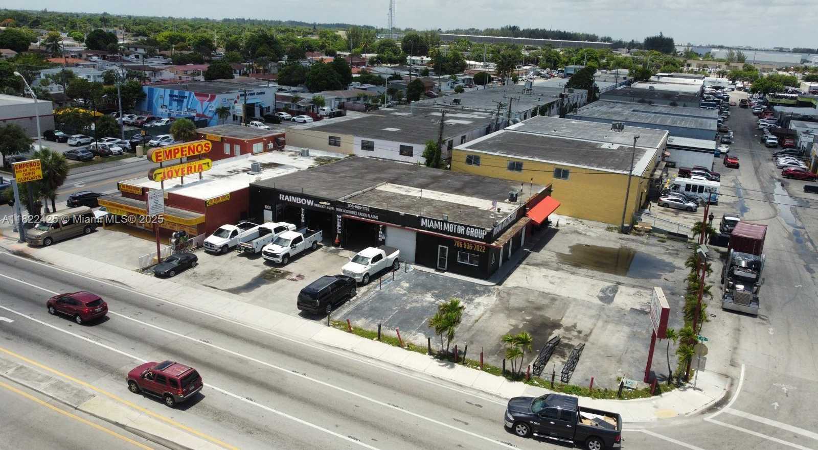 Small Image of 1031 W 49th St, Hialeah, FL 33012, USA Number 2