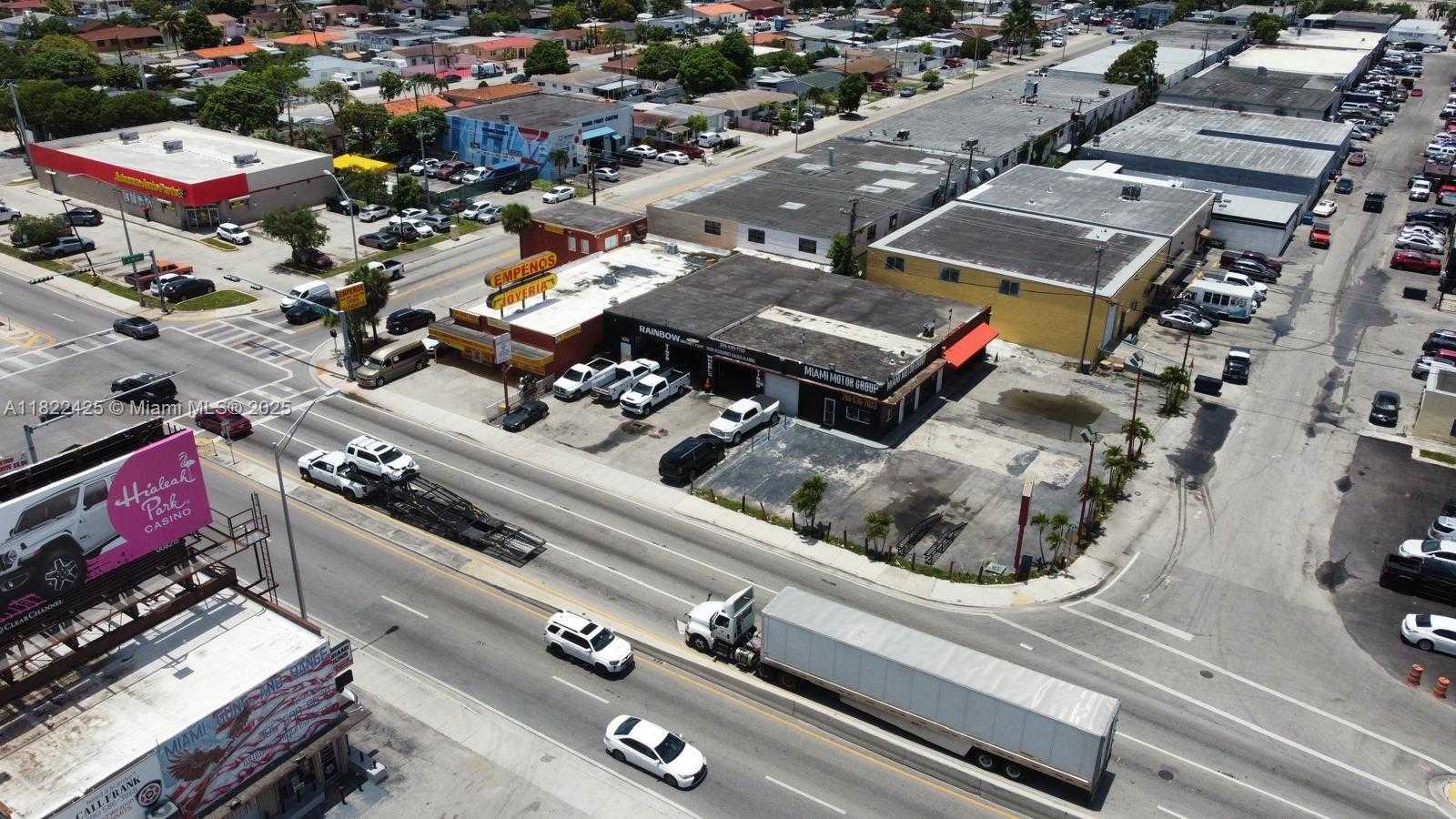 Small Image of 1031 W 49th St, Hialeah, FL 33012, USA Number 3