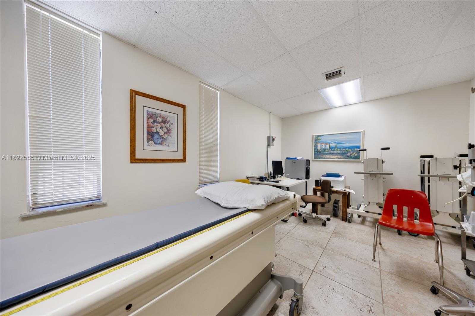 Small Image of 9765 SOUTH WEST 184TH ST, Palmetto Bay Number 14