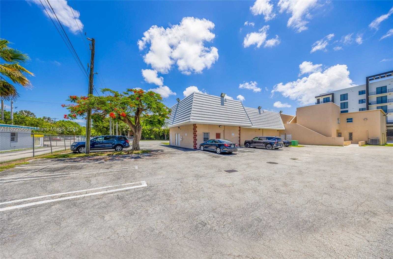Small Image of 9765 SOUTH WEST 184TH ST, Palmetto Bay Number 28
